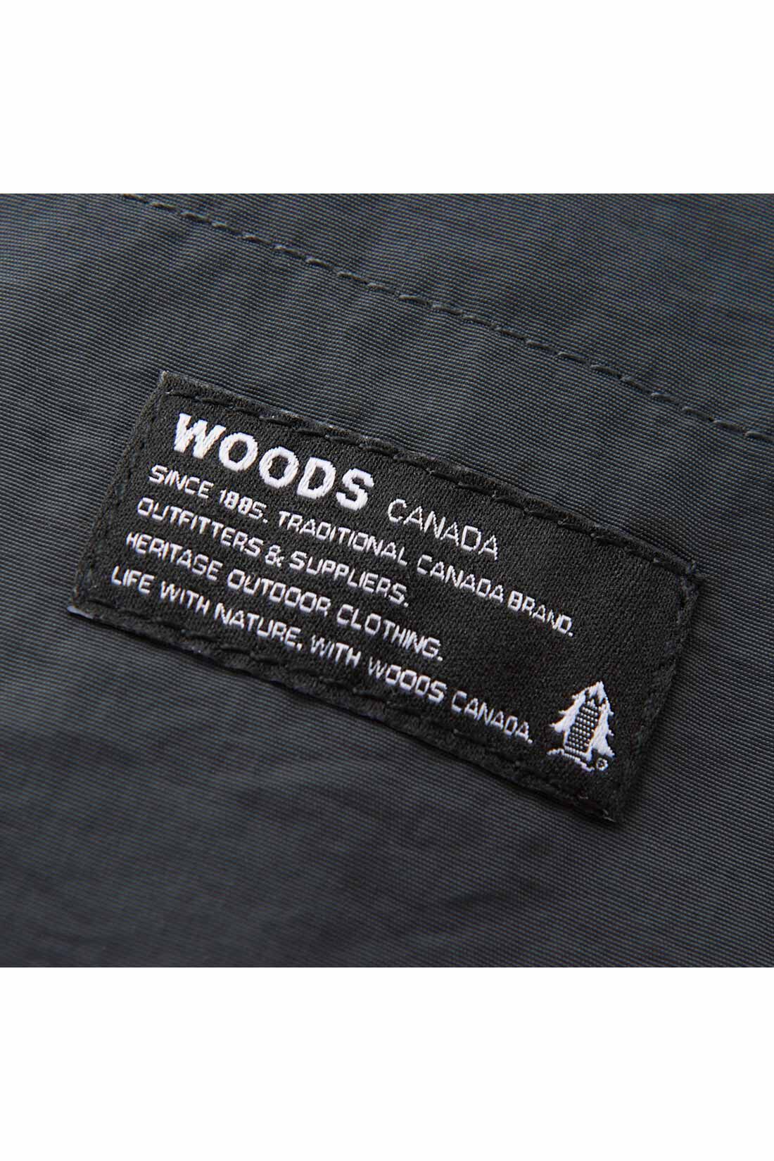 IEDIT|IEDIT[イディット]　WOODSコラボ 後ろ前着られる2-WAYジャンスカとカットソートップスセット〈グレー×アイボリー〉|大きめの貼りポケットにWOODSのブランドタグがアクセント。