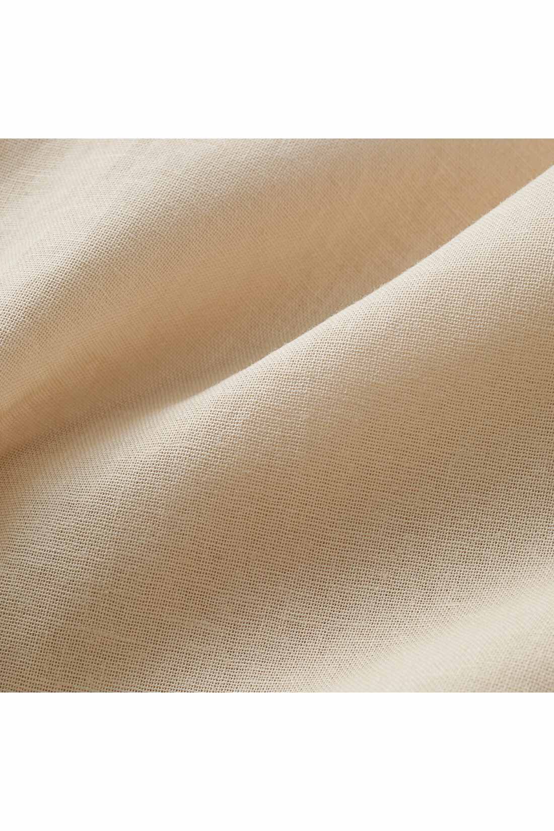 IEDIT|IEDIT[イディット]　きくちあつこさんコラボ コットンリネンのヴィンテージ風ワンピース|ほどよい張りのある綿麻素材はナチュラルでこなれた生地感。