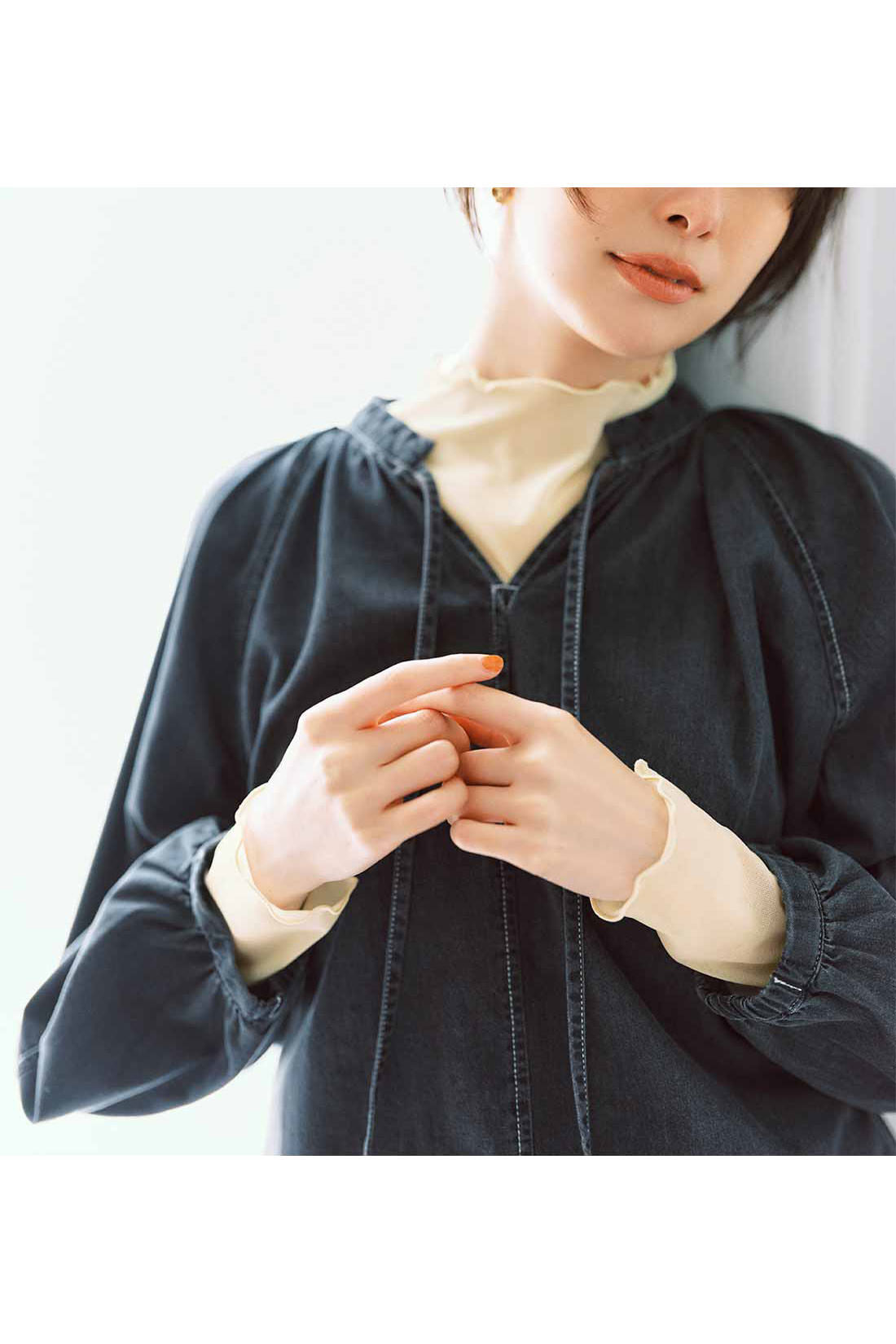 IEDIT|IEDIT[イディット]　やわらか素材の身ごろが心地よい 部分シアートップスの会