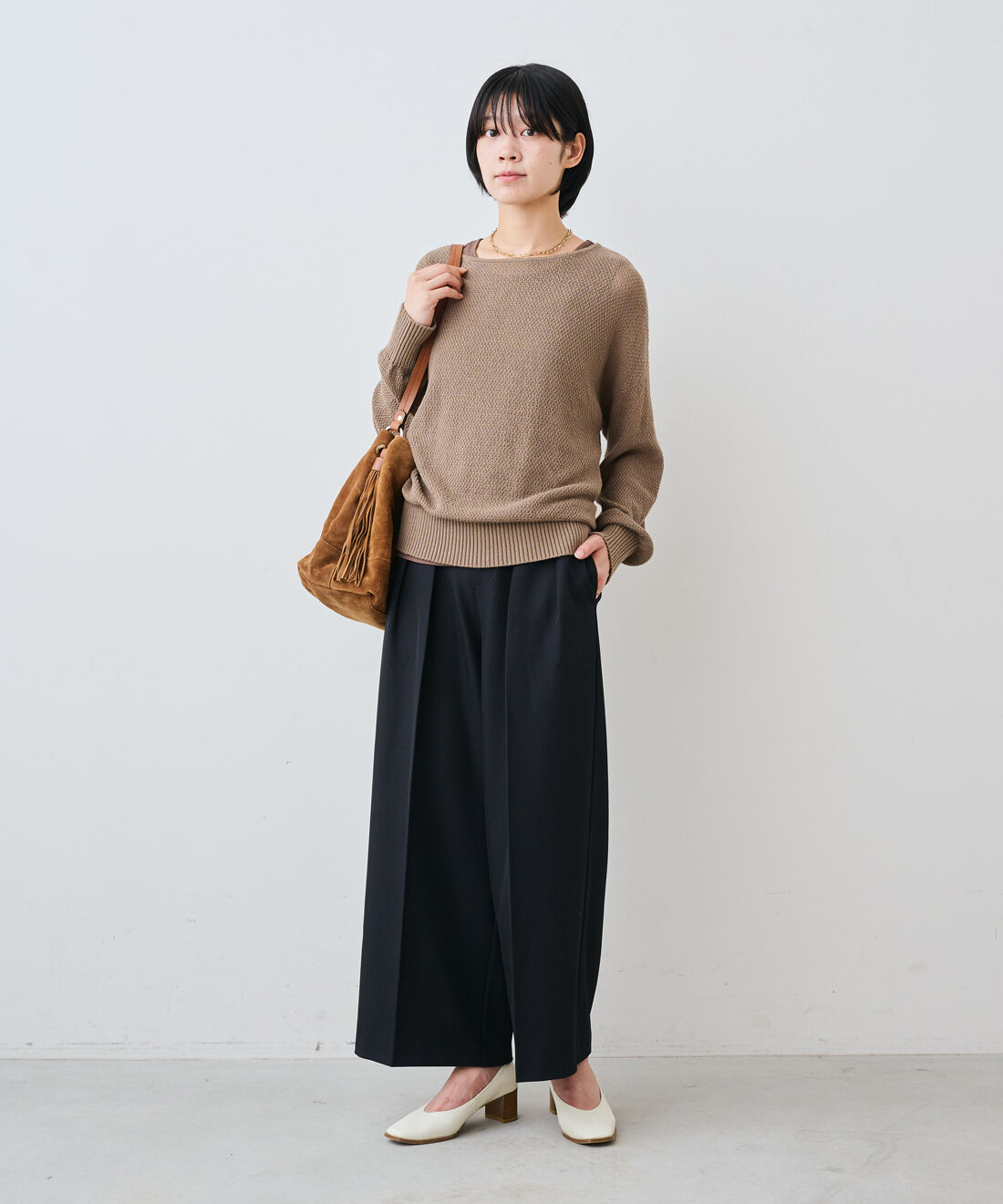 IEDIT［イディット］|IEDIT[イディット]　まるっとカバーして美脚をキープ！ インタックデザインの最愛セミワイドパンツ|ブラック