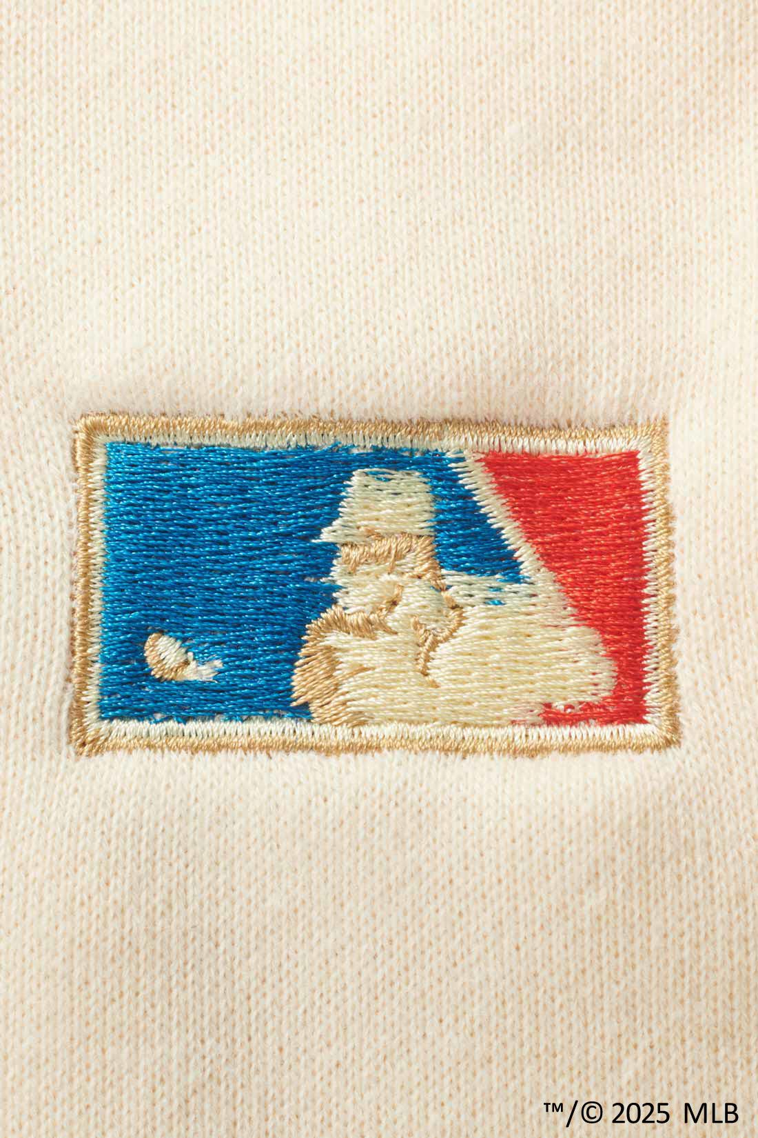 IEDIT|IEDIT[イディット]　オリジナルMLBデザイン クーパーズタウンコレクション 往年のロゴを楽しむ モモンガシルエットの八分袖スウェットの会|レトロなバッターマンロゴの刺しゅうは、各球団ごとに異なるカラーリング。