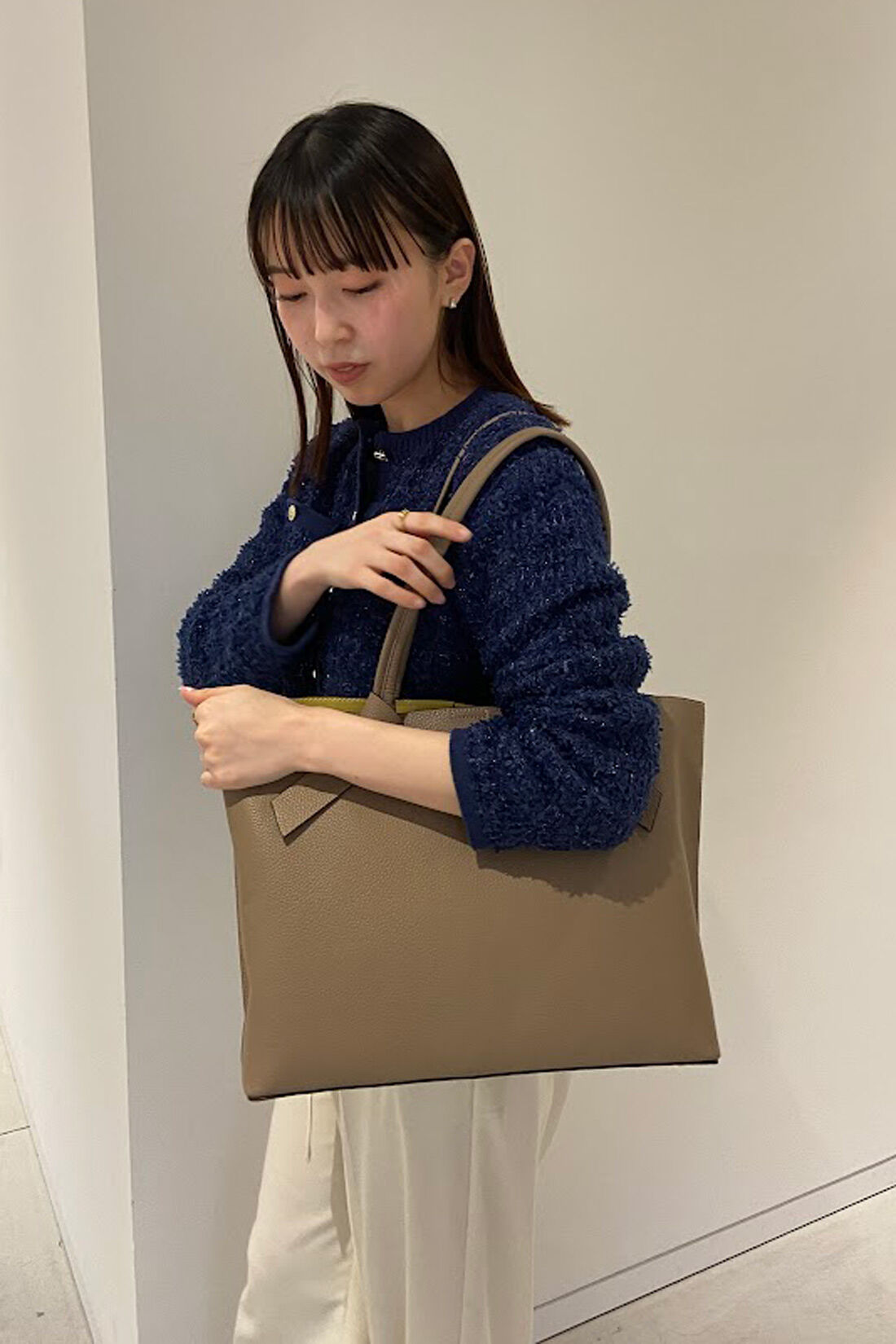 IEDIT［イディット］|IEDIT[イディット]　軽やかに持てる 配色結びリボントートバッグ〈グレージュ〉