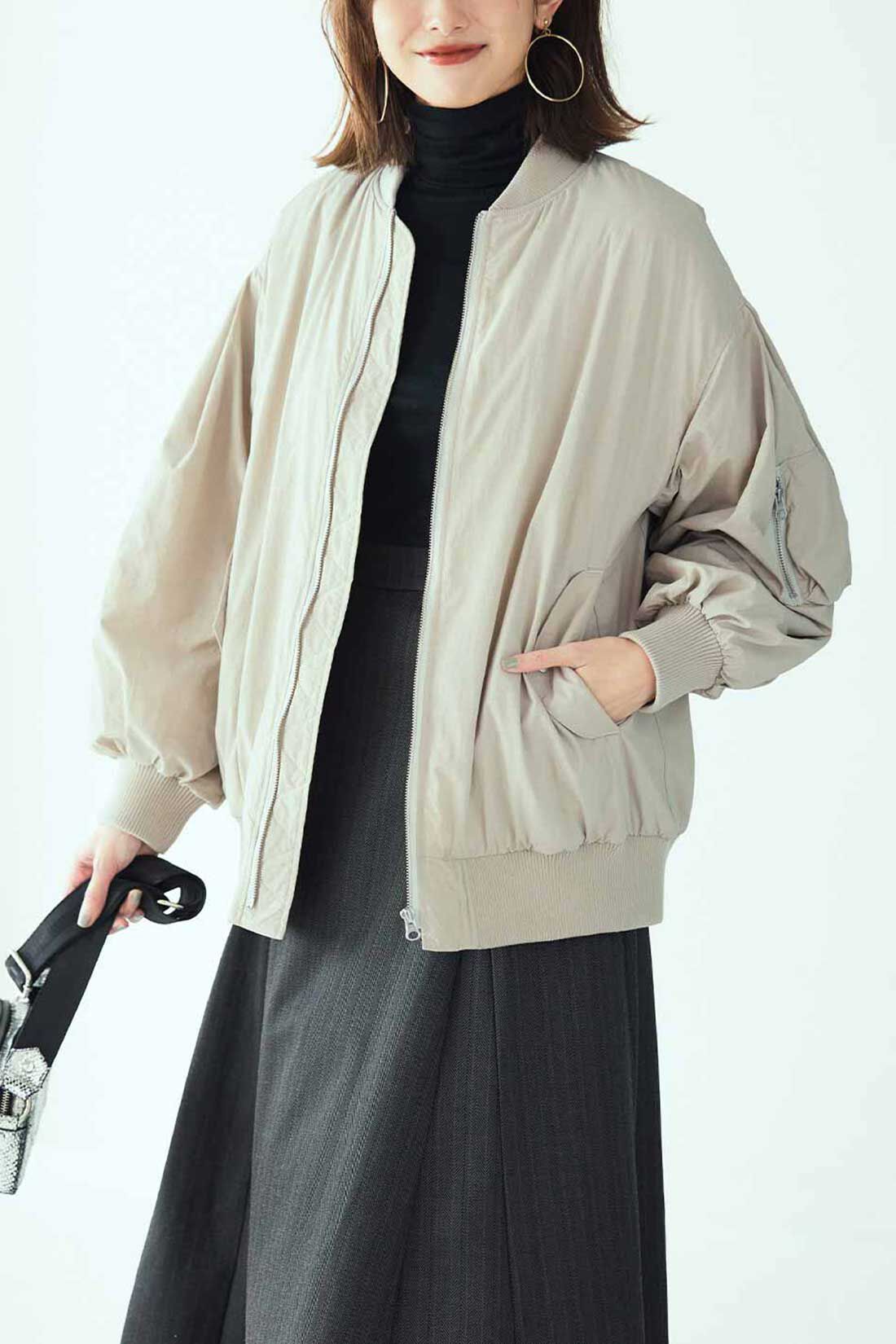 IEDIT|IEDIT[イディット]　小森美穂子さんコラボ フェミニンムードの中わた大人MA-1ジャケット〈グレージュ〉