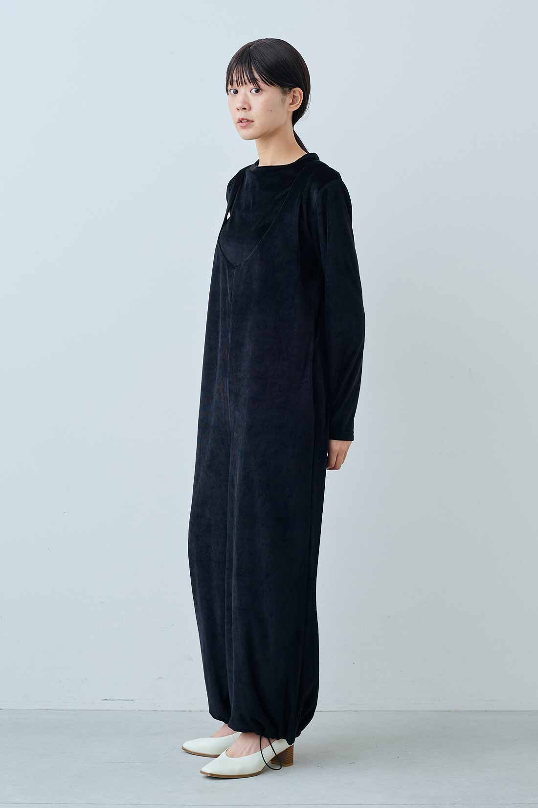 IEDIT|IEDIT[イディット]　きくちあつこさんコラボ ベロアロンパースセット〈ブラック〉|モデル身長：163cm　着用サイズ：M