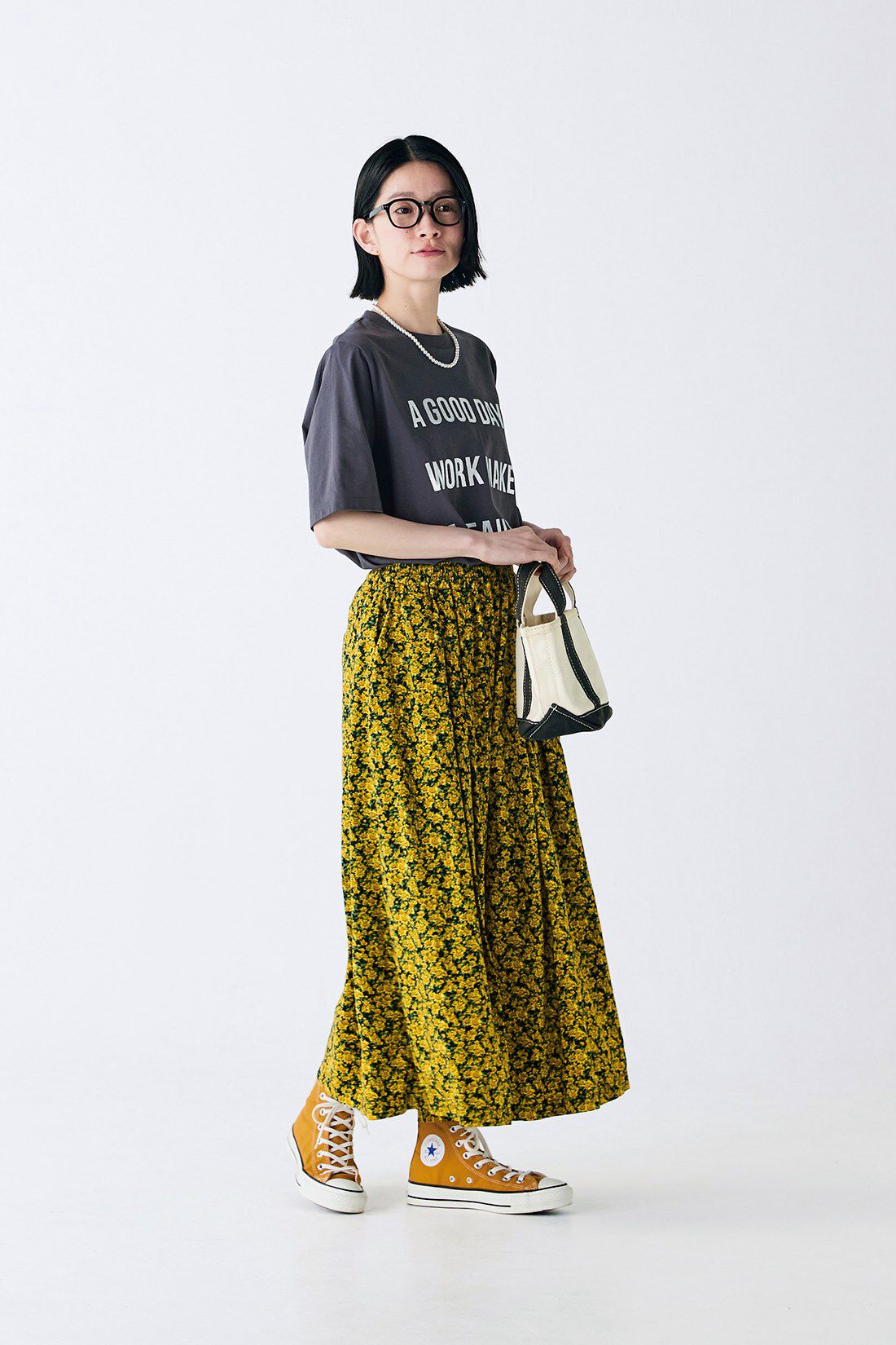 Sunny clouds|サニークラウズ　ビューティフルデイTシャツの会〈レディース〉|身長162cm/トップスMサイズ/ボトムスMサイズ
