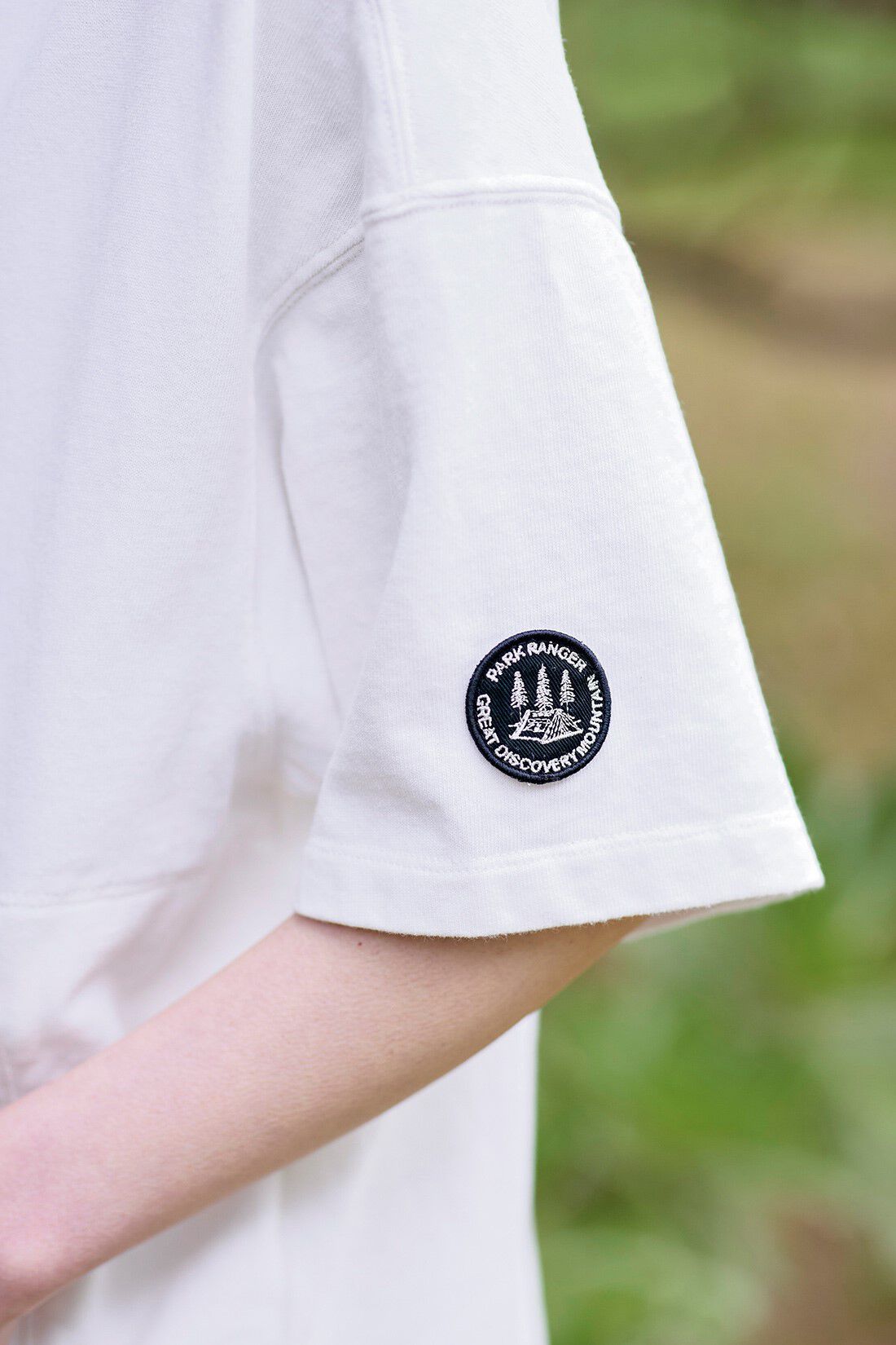 Sunny clouds|サニークラウズ　しっかりワッペンTシャツ〈レディース〉白