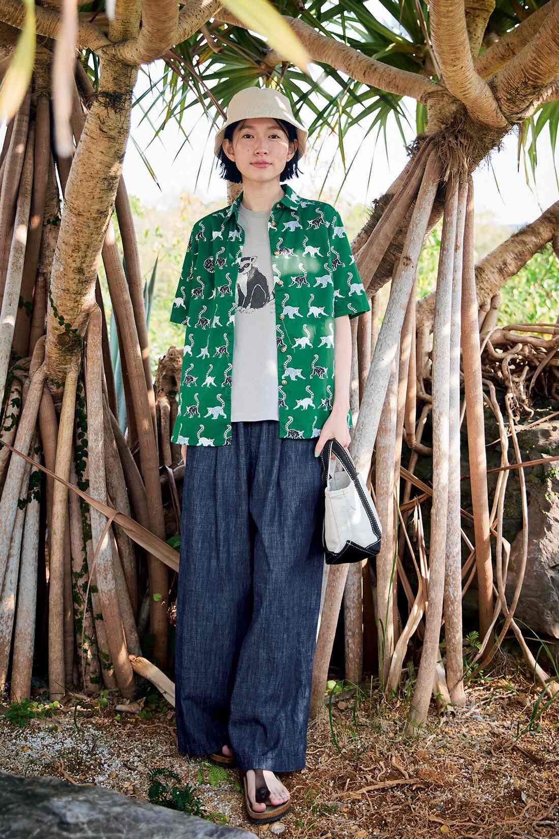 Sunny clouds|サニークラウズ　ワオキツネザルTシャツ〈レディース〉|身長162cm/トップスMサイズ/ボトムスMサイズ