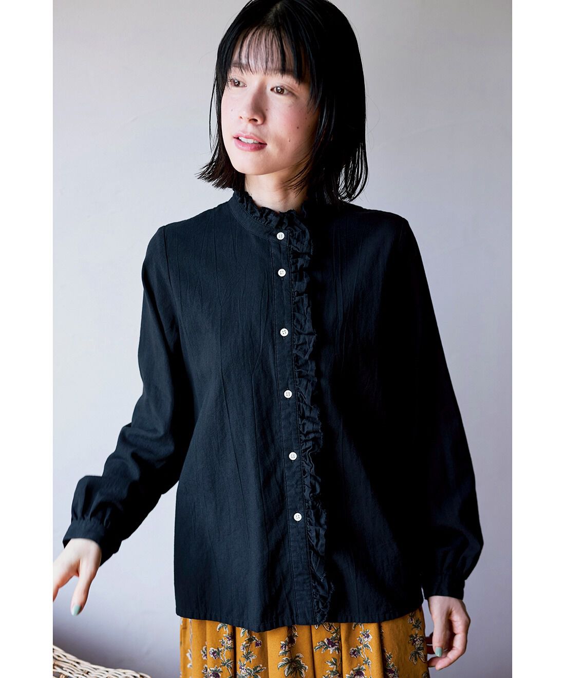 Sunny clouds|サニークラウズ　生地耳フリルのブラウス〈レディース〉