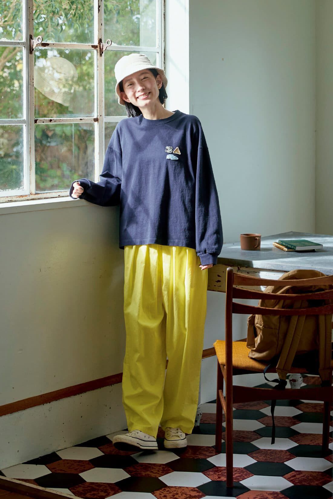 Sunny clouds|サニークラウズ ワッペンTシャツ紺〈レディース〉