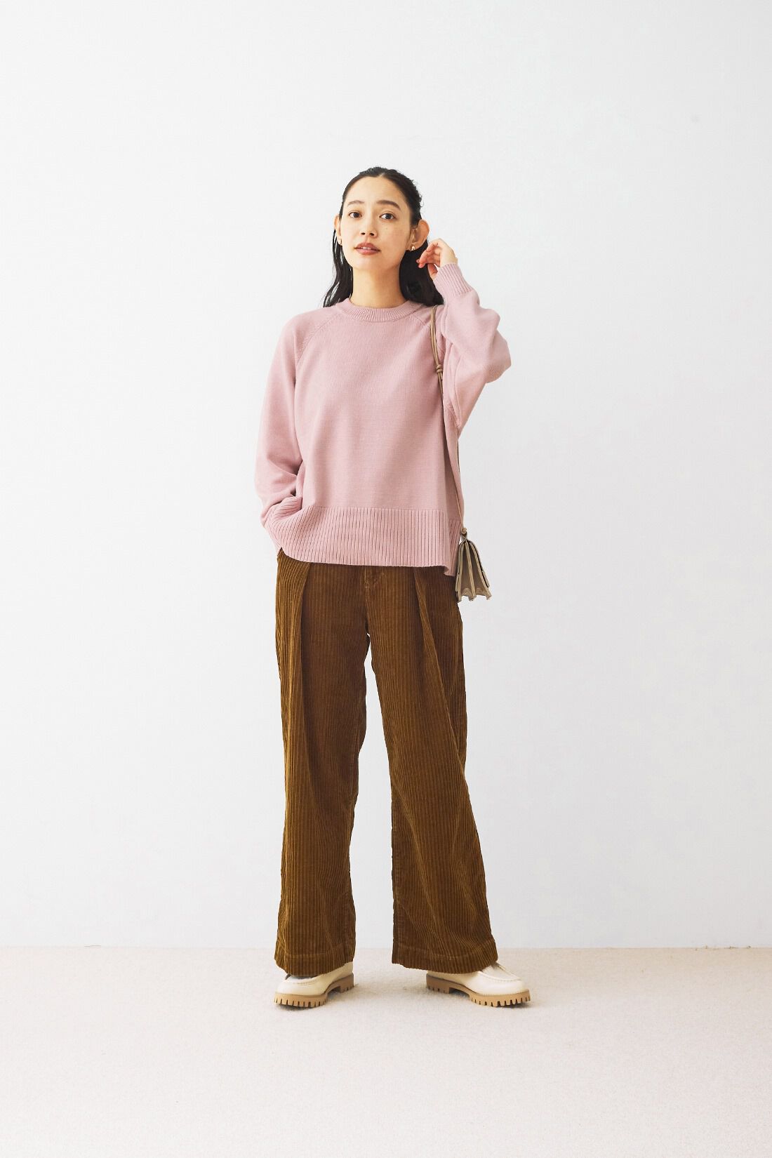 and myera［アンドマイラ］|and myera 肌ざわりのいいニットセーターの会
