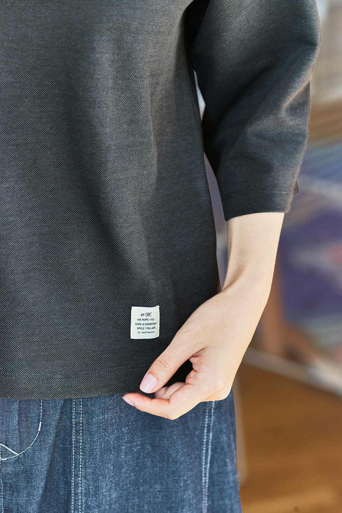 and myera|【初回お試しキャンペーン】and myera ちょっぴりコンパクトなハイネックTシャツの会