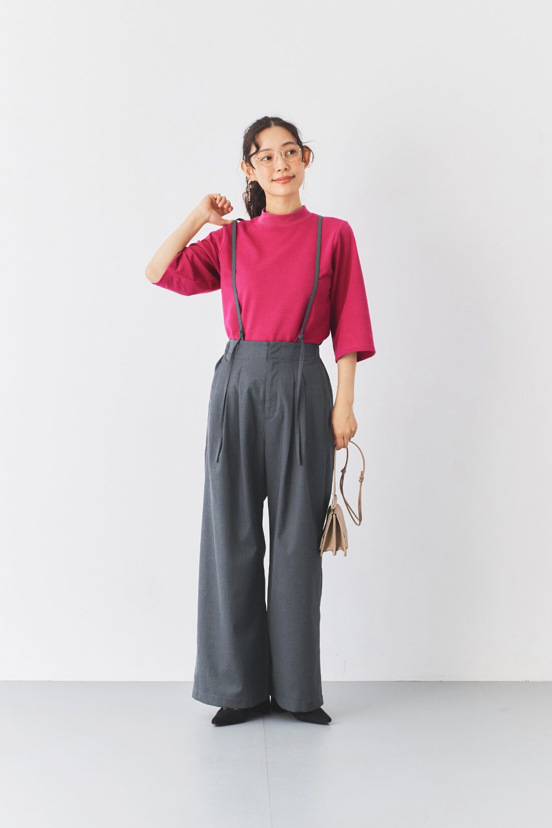 and myera|【初回お試しキャンペーン】and myera ちょっぴりコンパクトなハイネックTシャツの会