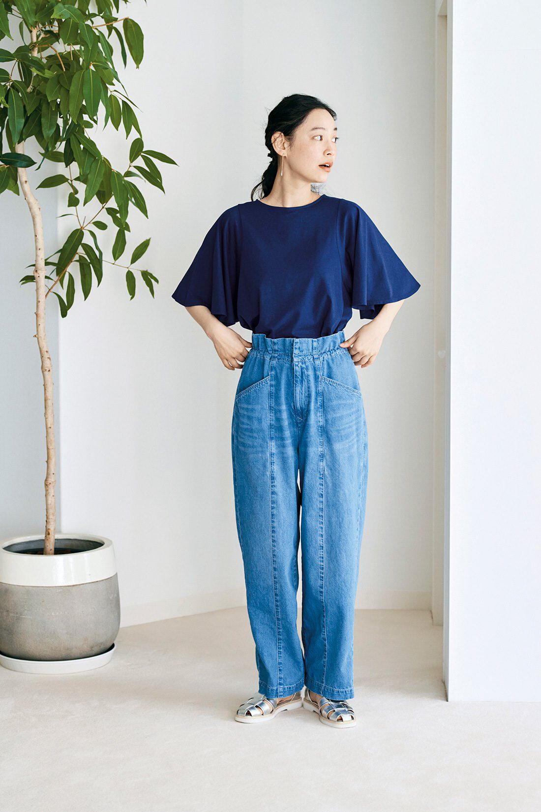 and myera|and myera フレア袖のTシャツの会