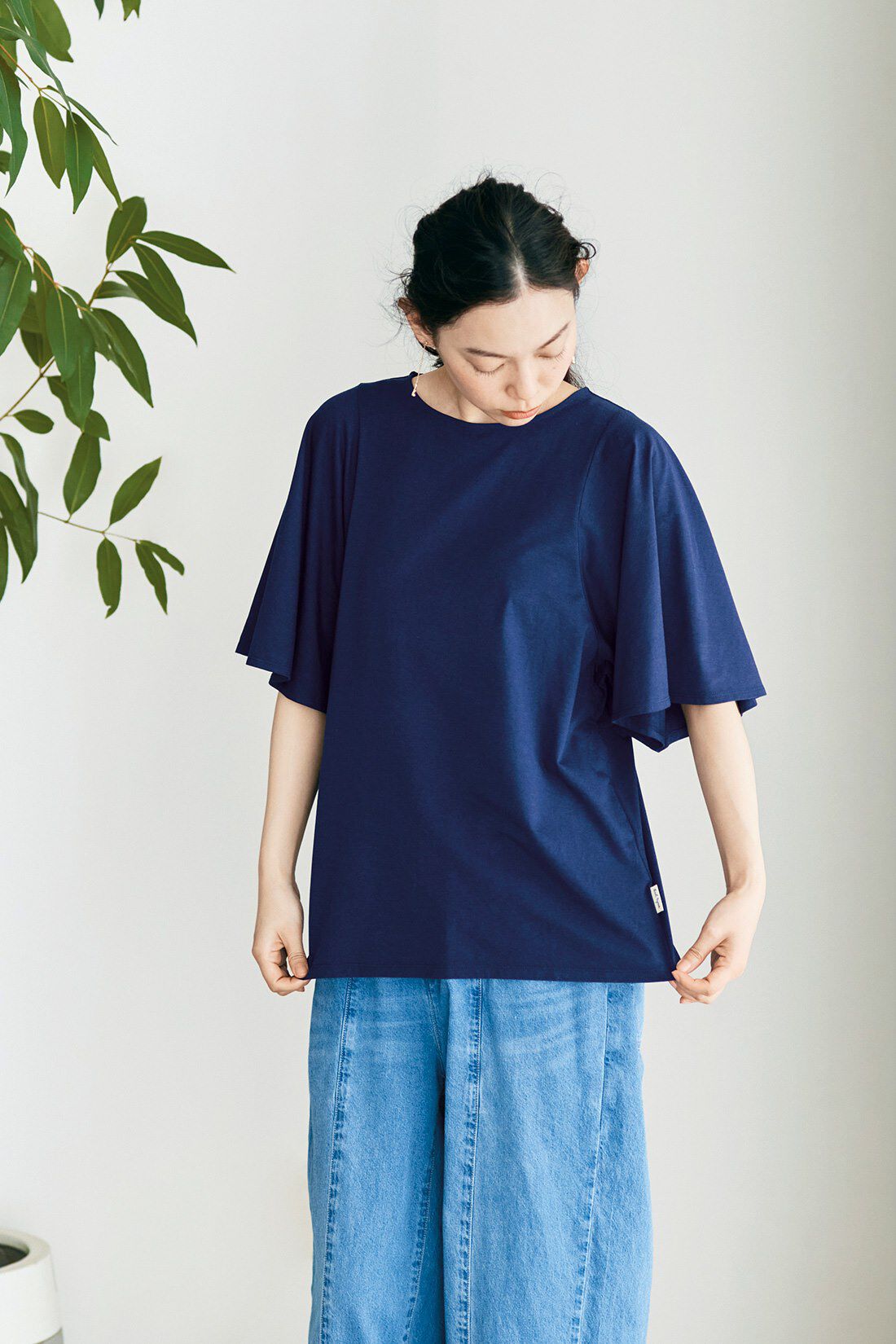 and myera|and myera フレア袖のTシャツの会