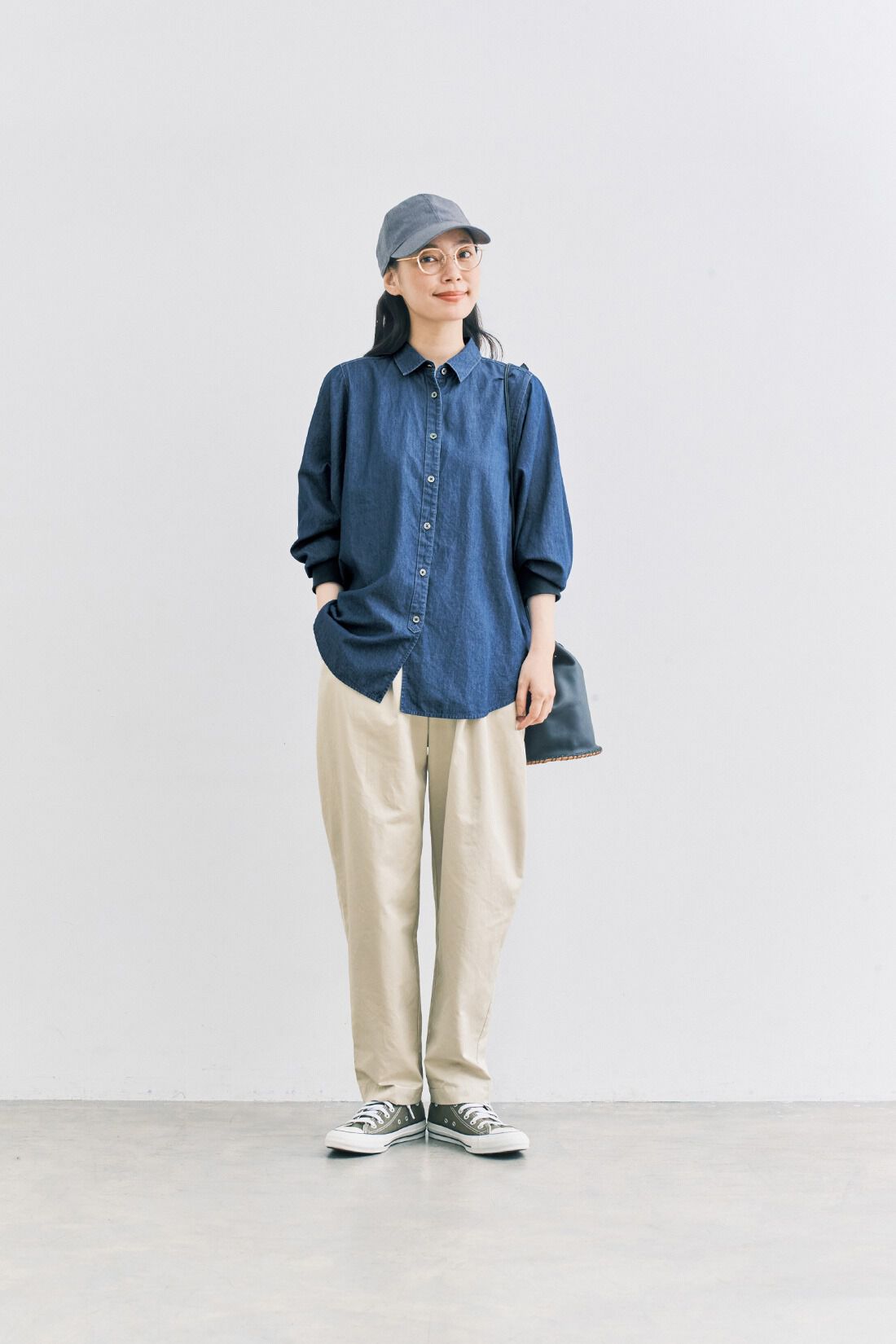 and myera|and myera シワになりにくいパンツ〈アイボリー〉