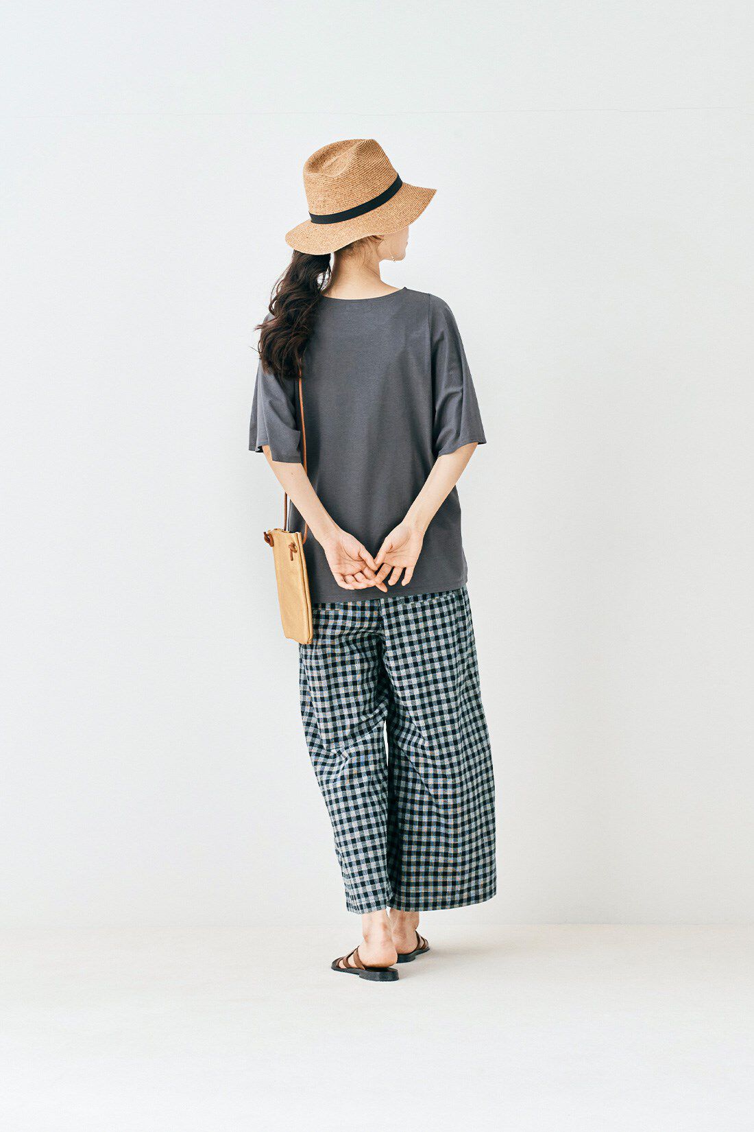 and myera|and myera フレア袖のTシャツの会