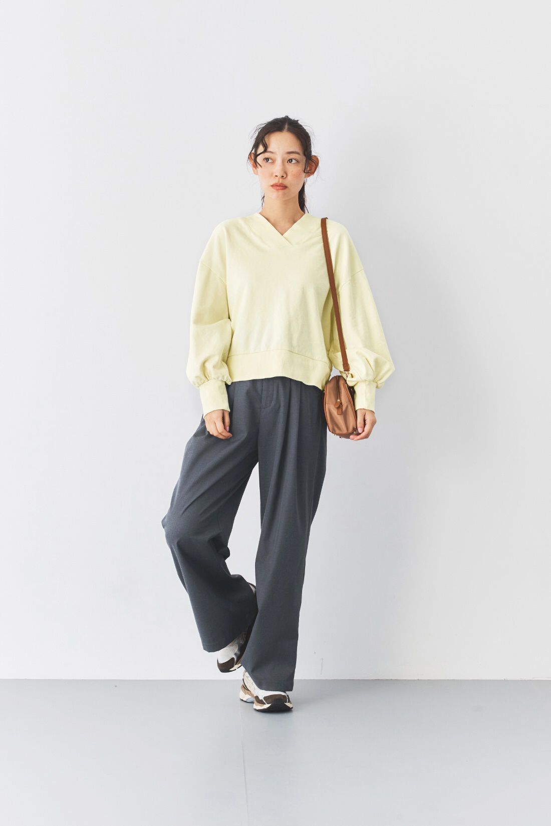 and myera|and myera ちょこっとみじか丈トレーナーの会