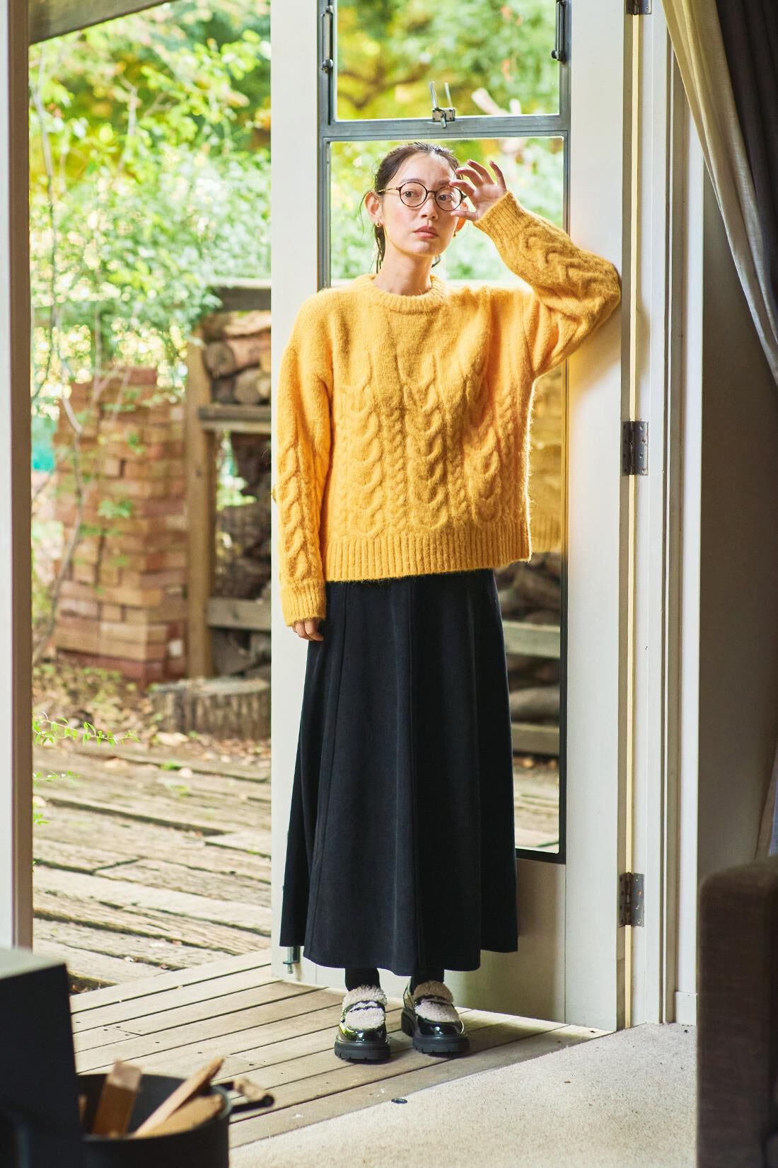 and myera|and myera ちょっとだけみじか丈のセーター〈黄〉