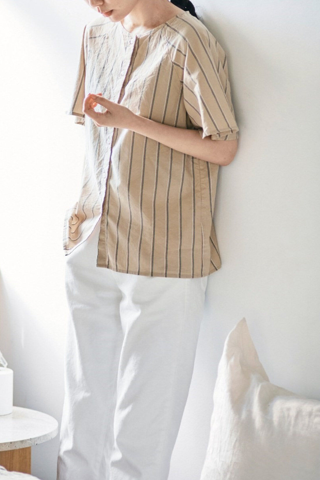 and myera|and myera ストライプなラグランシャツ〈ベージュ〉