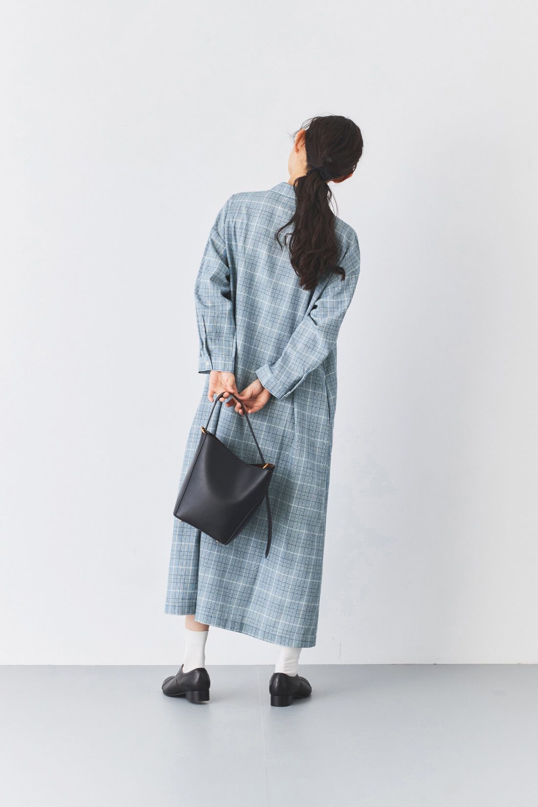 and myera［アンドマイラ］|and myera 青いグレンチェックワンピース