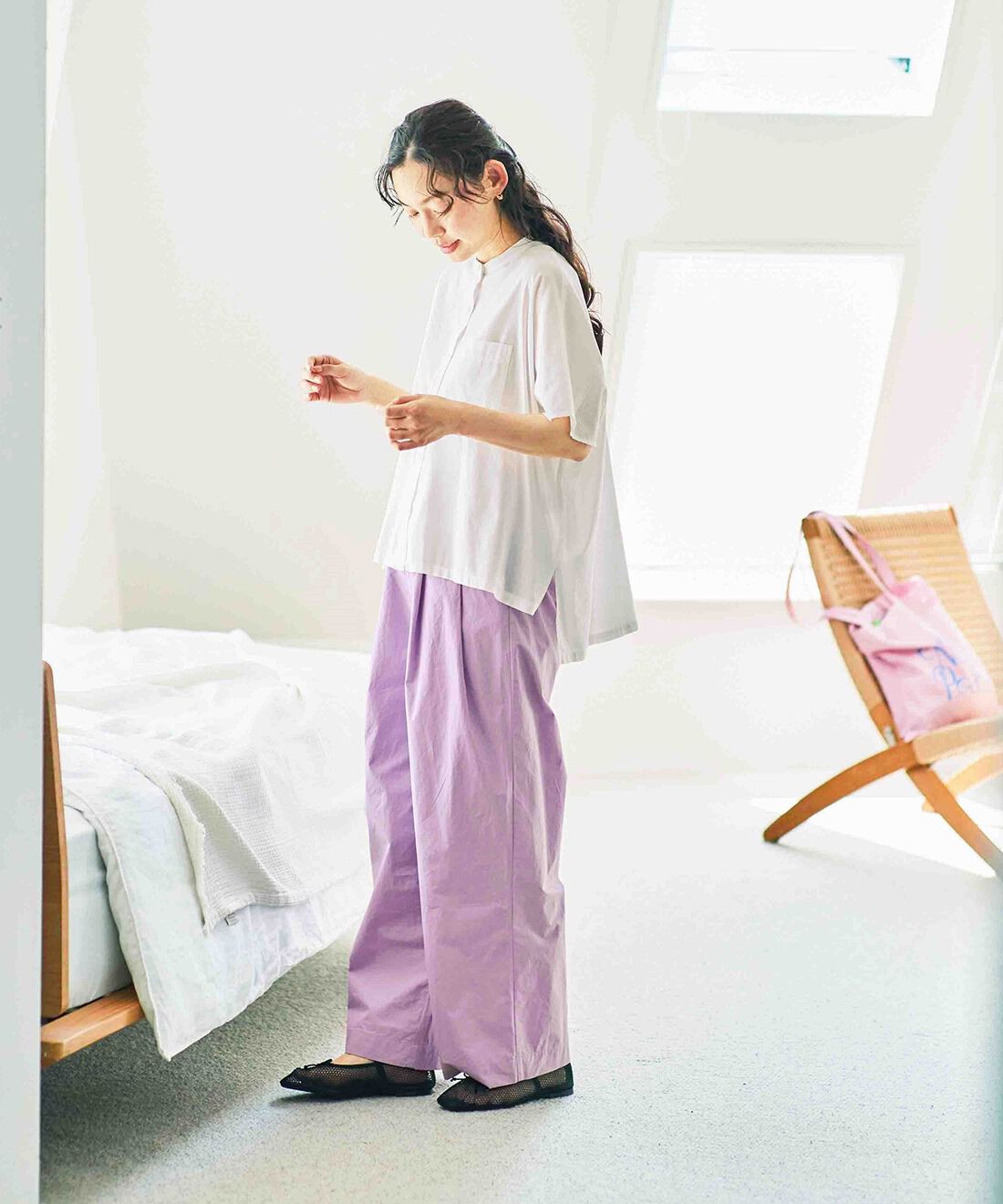 and myera|and myera ドロップドフレンチスリーブシャツ〈白〉