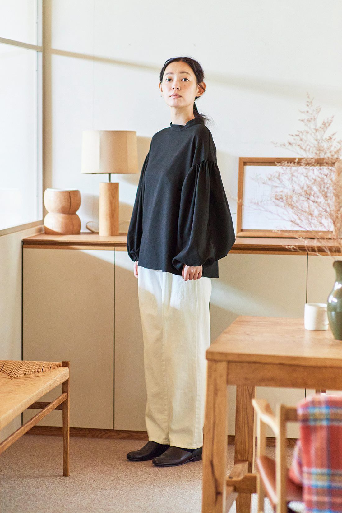 and myera|and myera ボリュームスリーブトップス〈黒〉