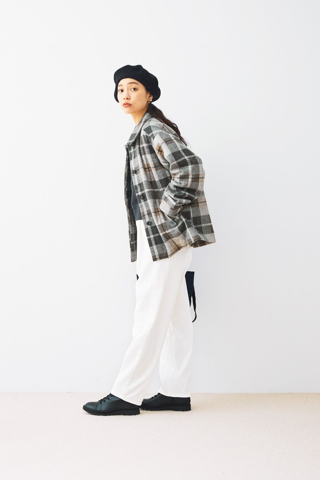 and myera|and myera 雪白ジーンズ