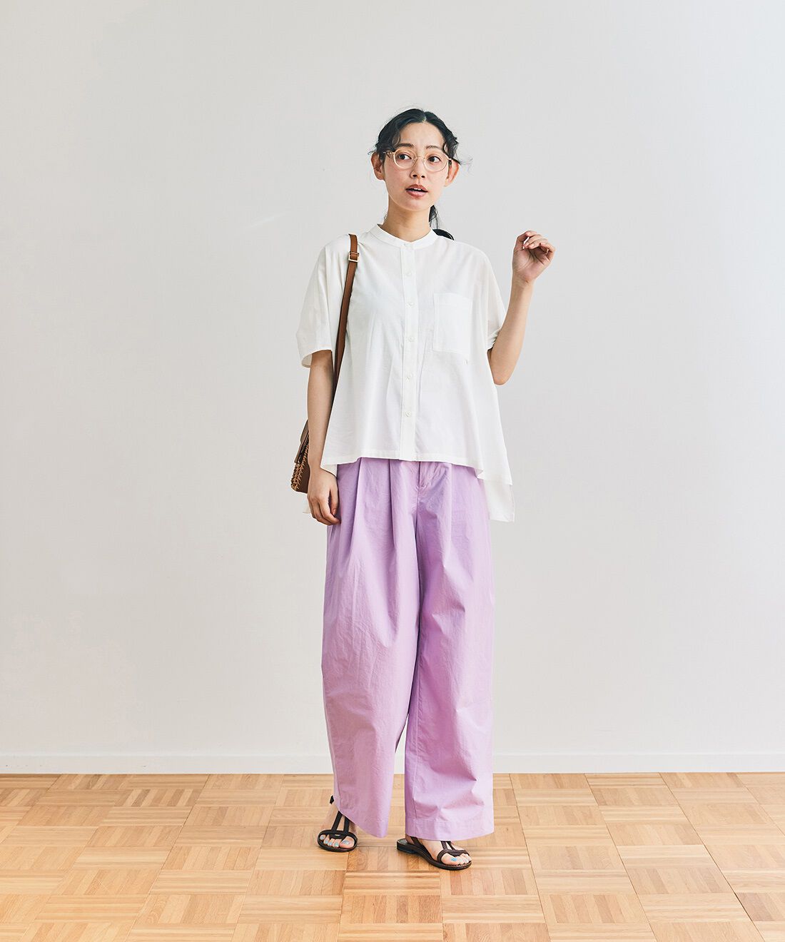 and myera|and myera ドロップドフレンチスリーブシャツ〈白〉
