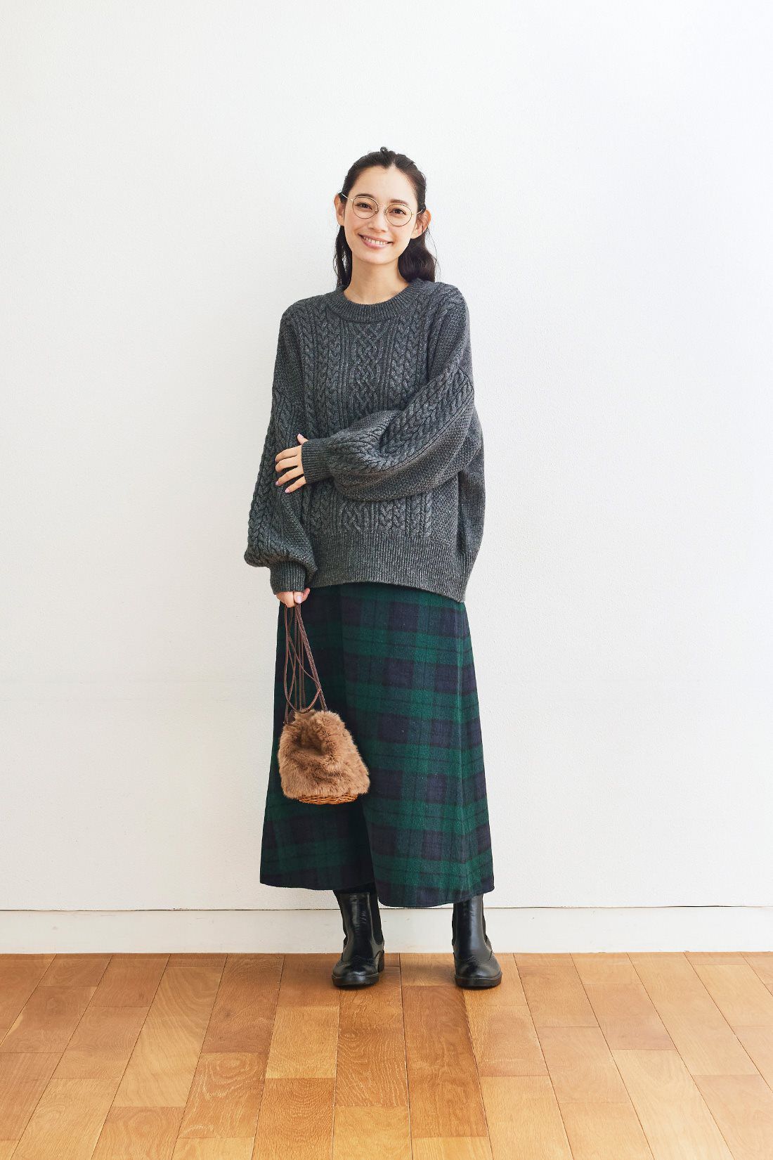 and myera|and myera アランニットセーター〈チャコール〉