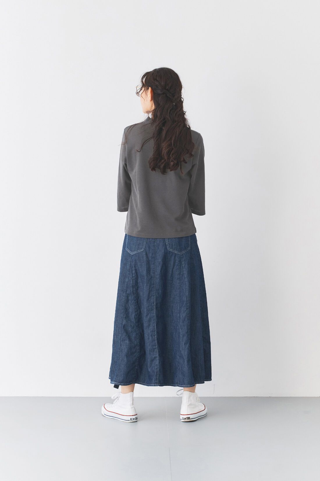 and myera|【初回お試しキャンペーン】and myera ちょっぴりコンパクトなハイネックTシャツの会