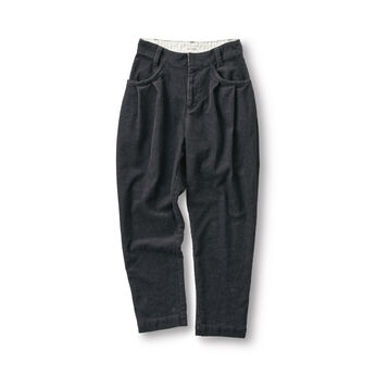 and myera | ａｎｄ　ｍｙｅｒａペグトップパンツ〈黒〉