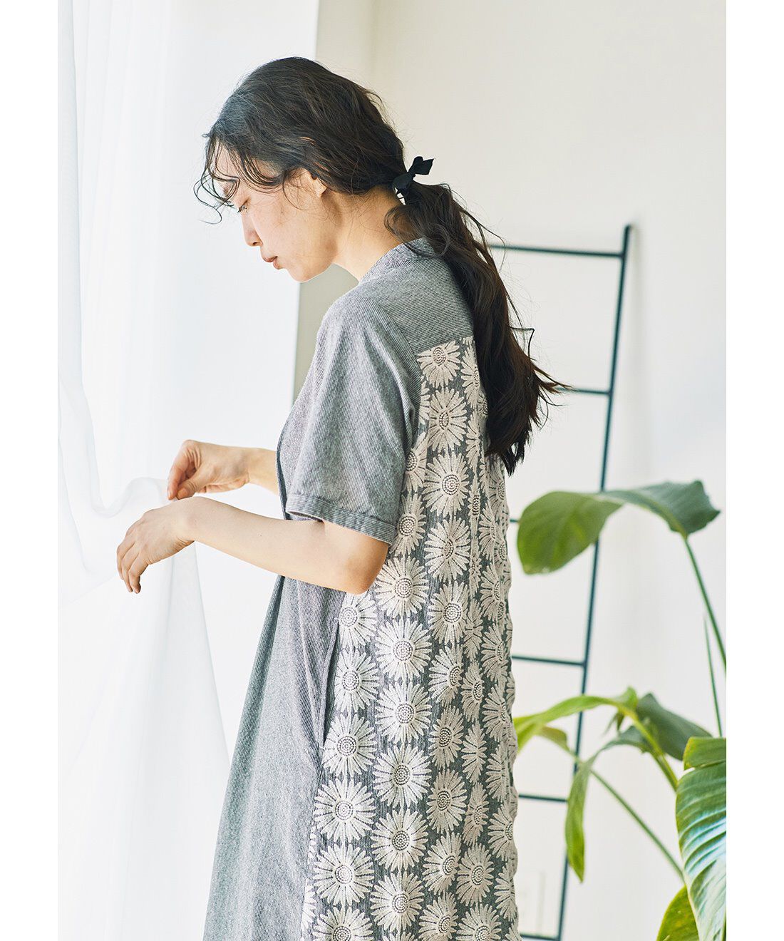 and myera|and myera マーガレット刺しゅうワンピース