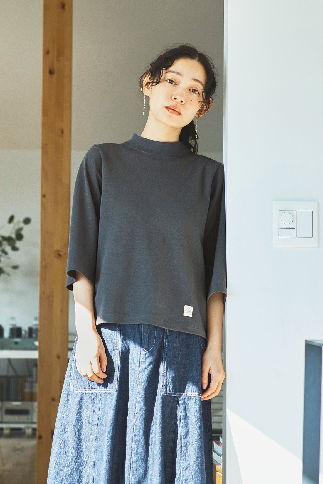 and myera|【初回お試しキャンペーン】and myera ちょっぴりコンパクトなハイネックTシャツの会