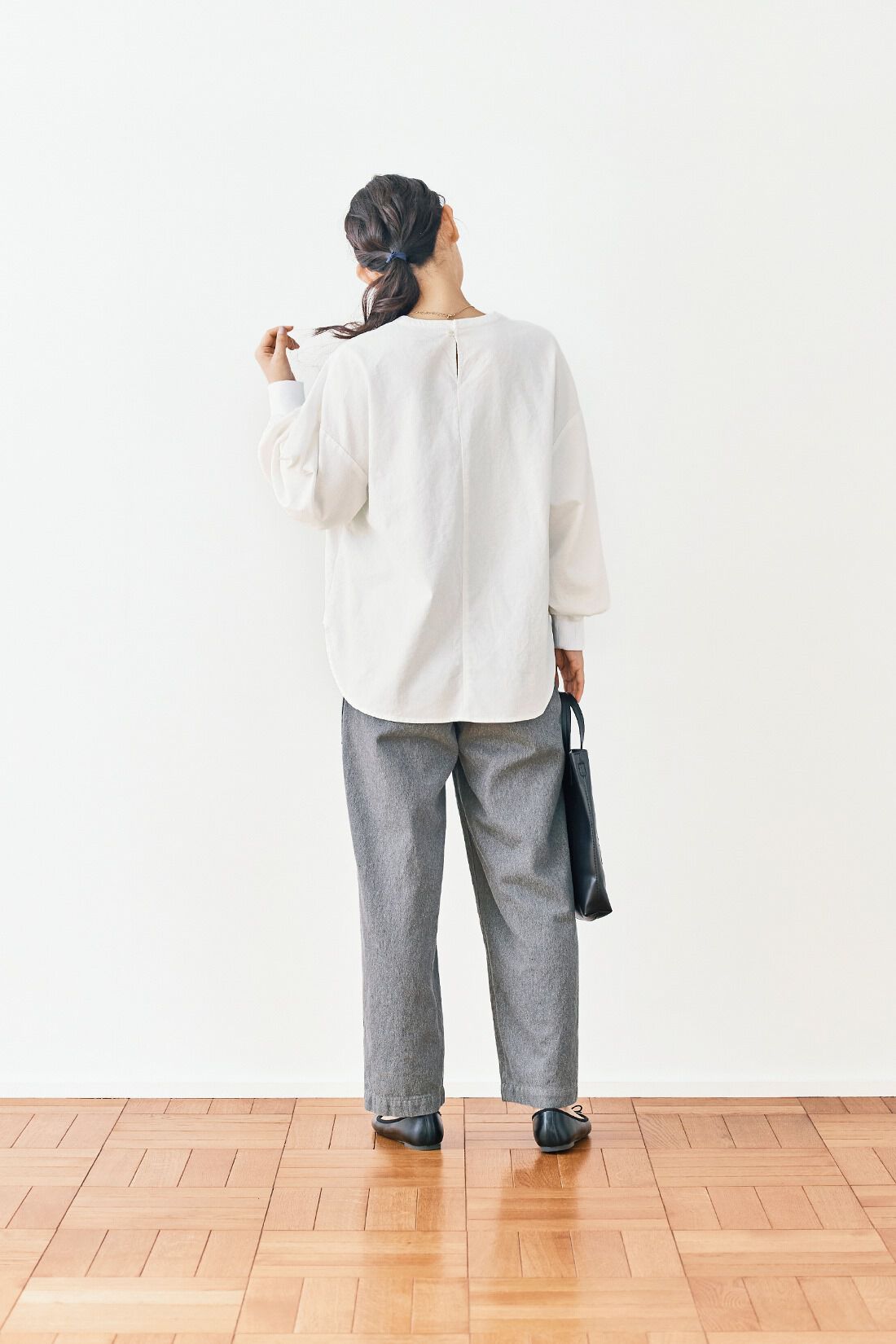and myera|and myera 布はくの長袖Tトップスの会