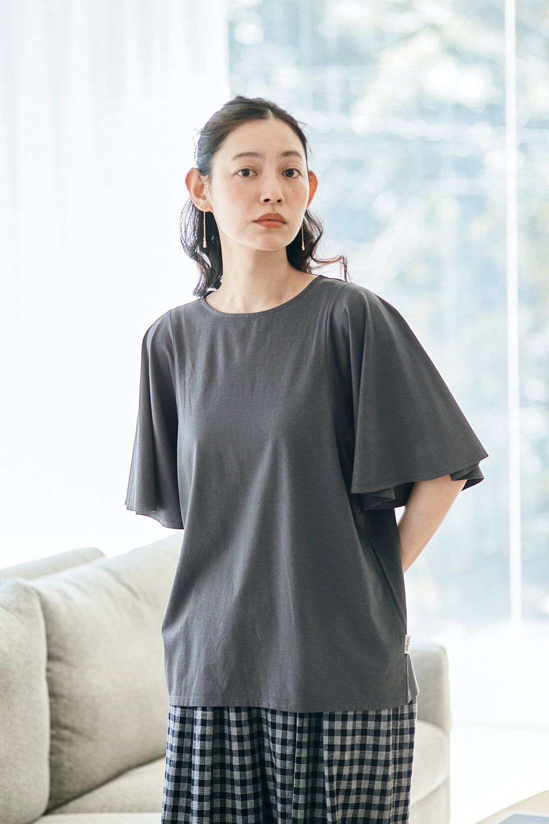 and myera|and myera フレア袖のTシャツの会