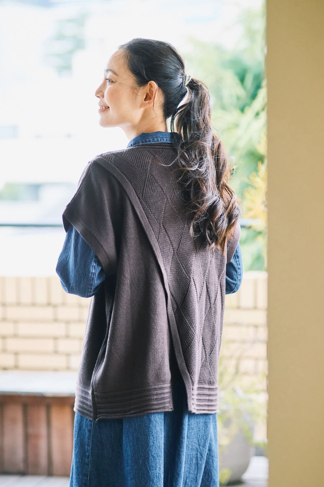 and myera|and myera 巻き風ニットベスト
