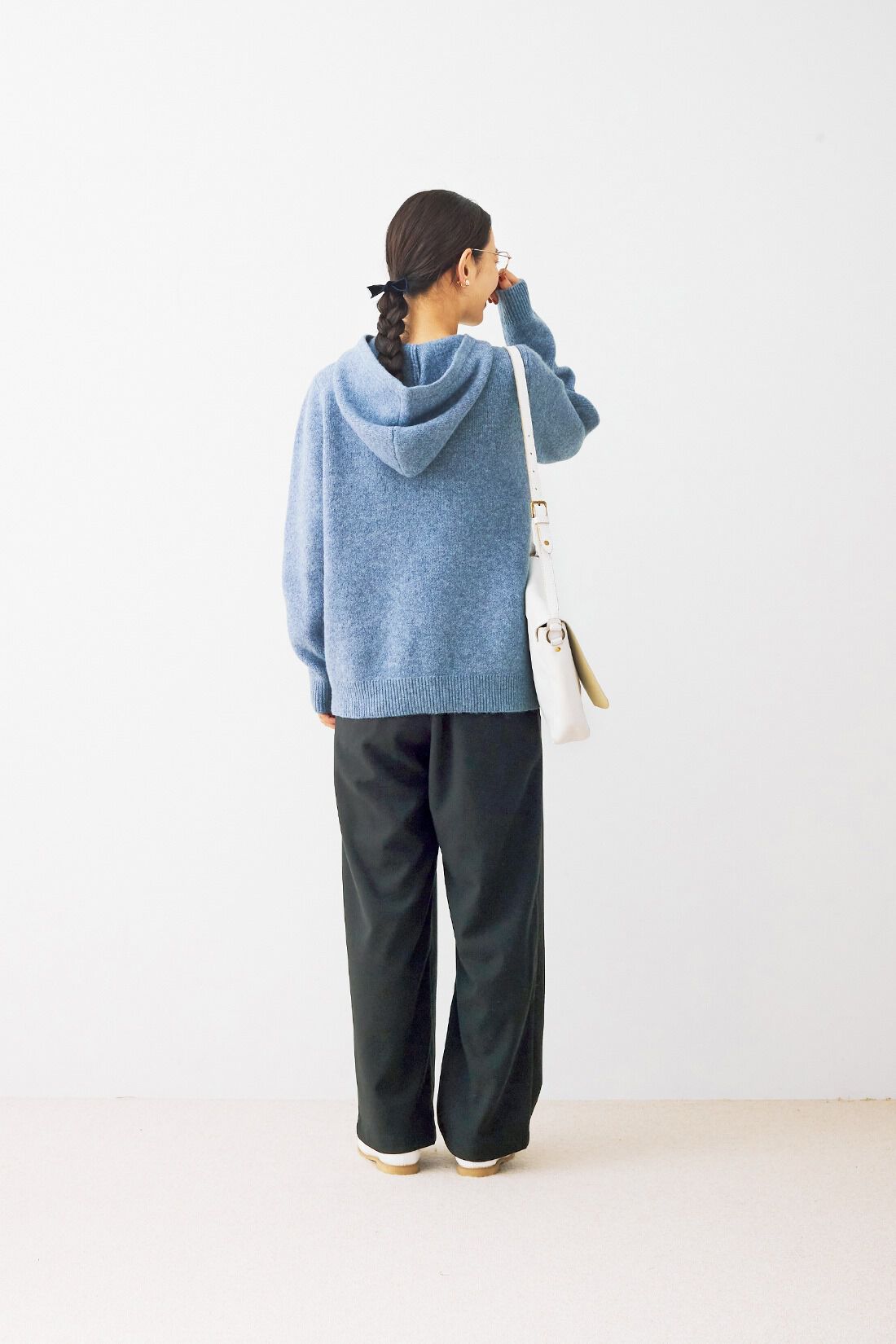 and myera|and myera 毛布のようなパーカー〈青色〉