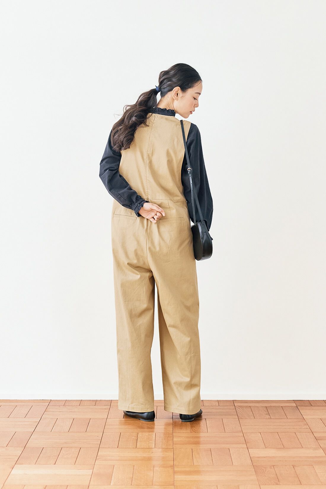 and myera|and myera すっきりとしたサロペット