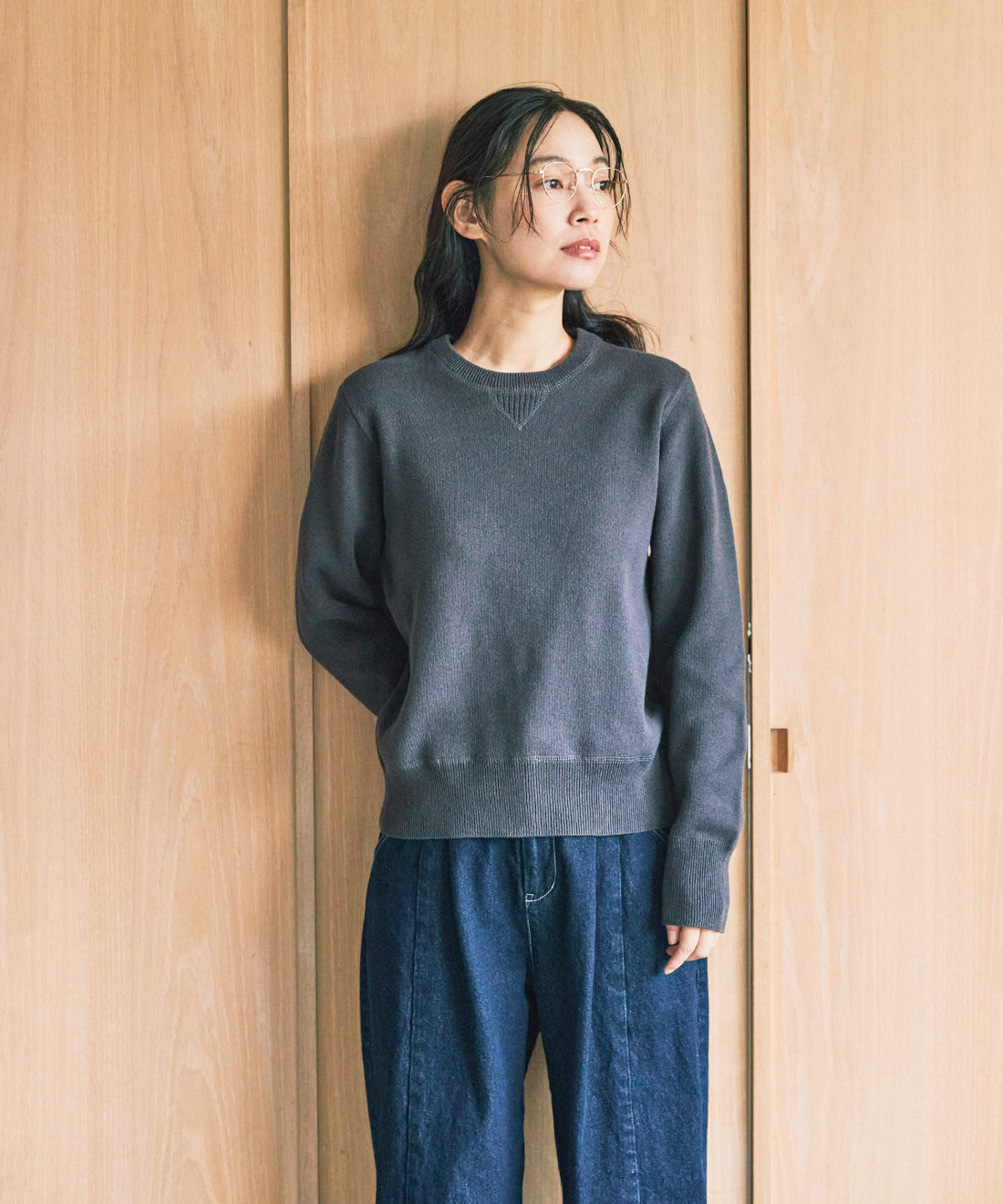 and myera［アンドマイラ］|デニム ハイウエスト ジーンズ ネイビーのコーディネート