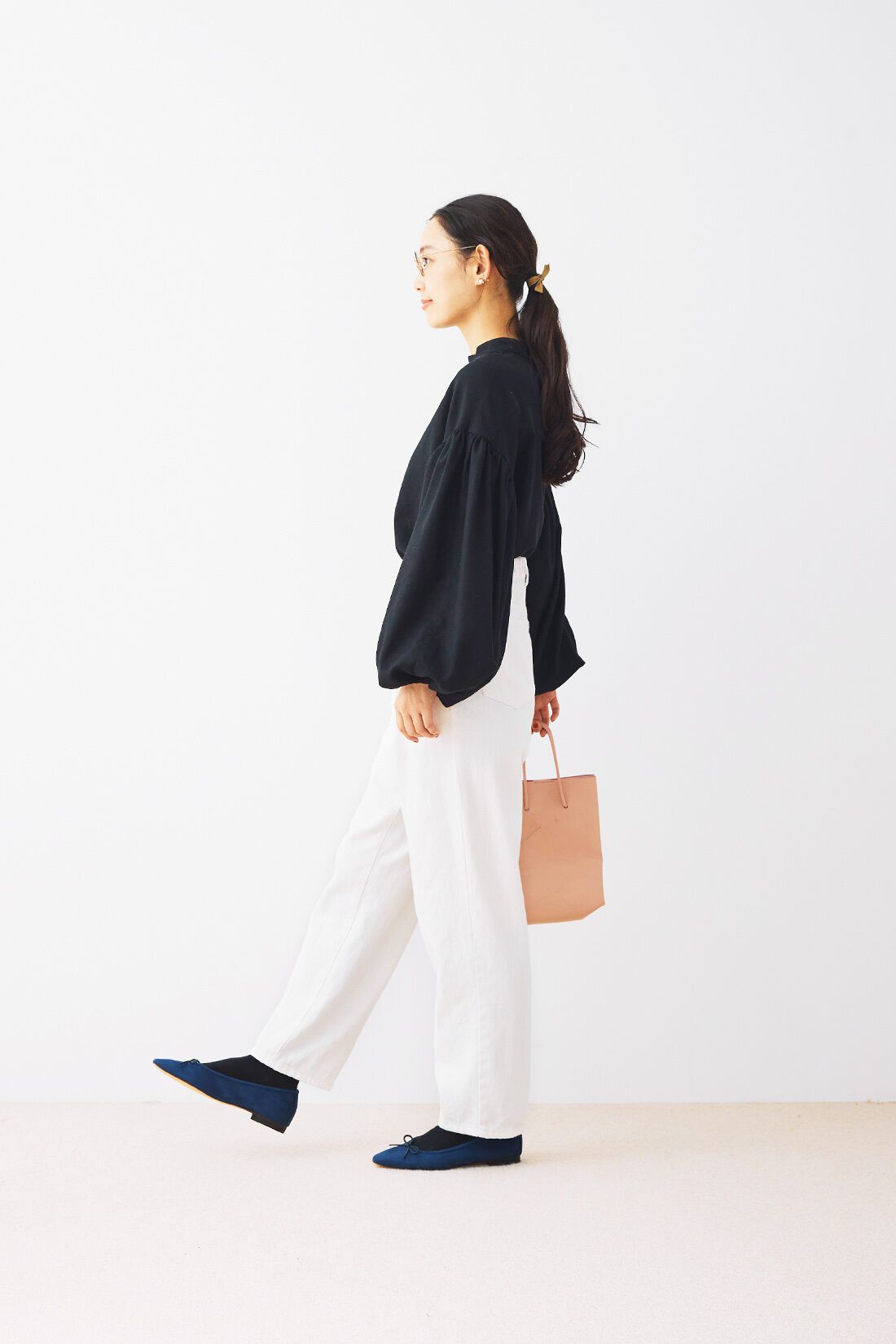 and myera|and myera ボリュームスリーブトップス〈黒〉