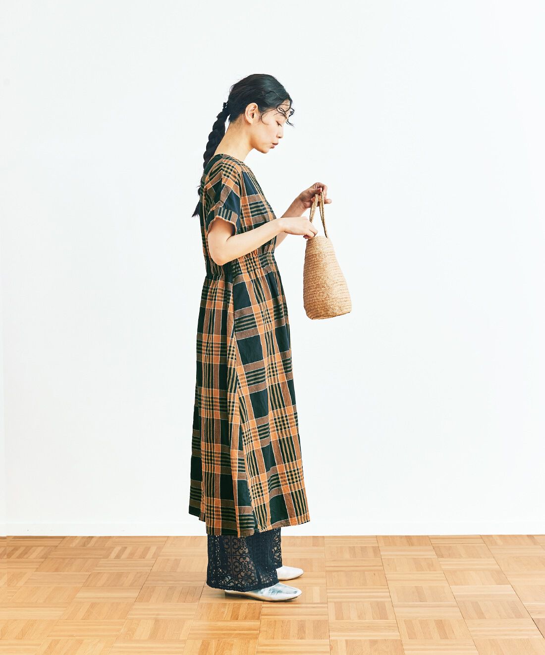 and myera|and myera サマーダークなチェックワンピース