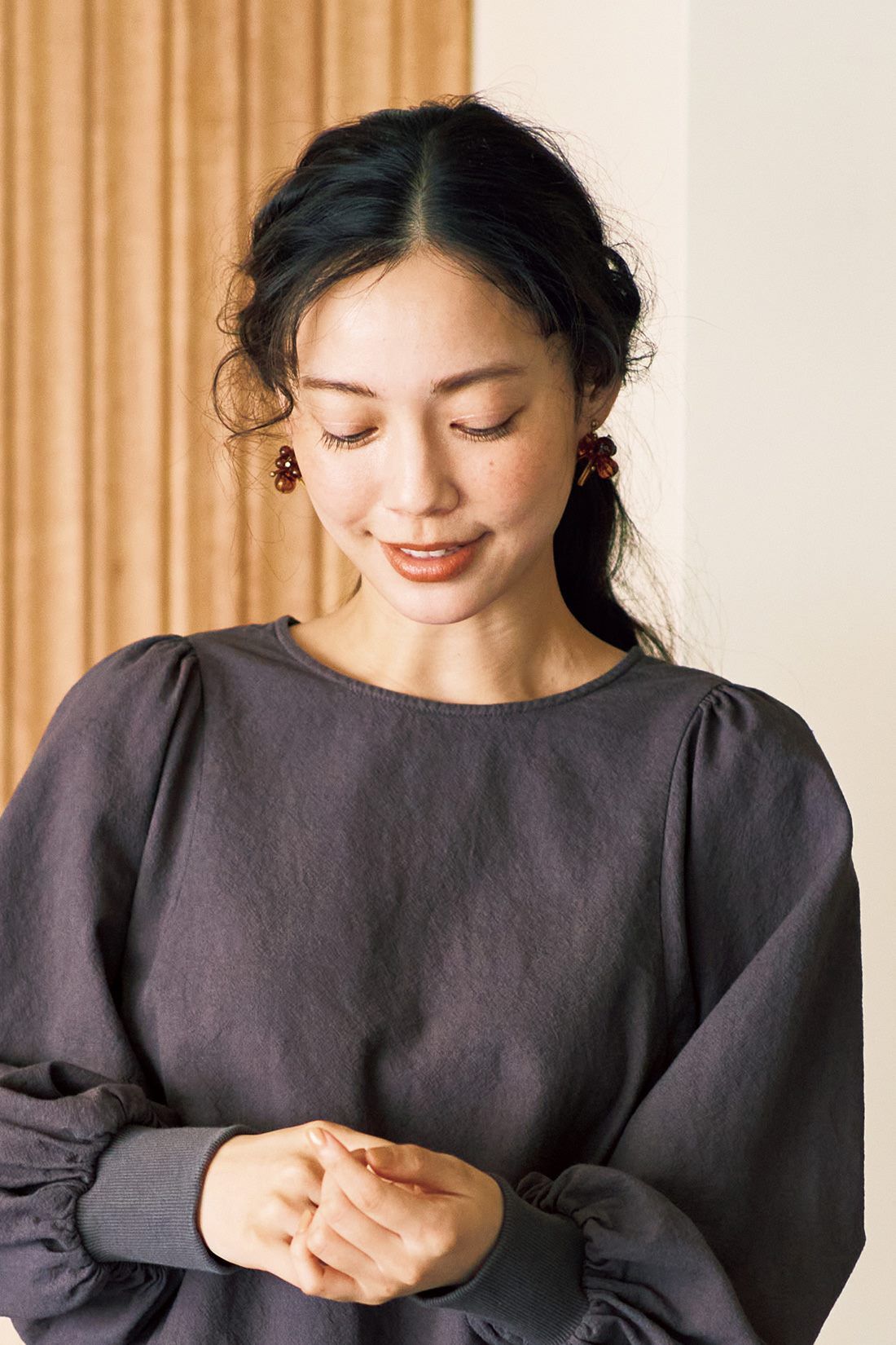 and myera|and myera 6種のビーズを使った耳飾り