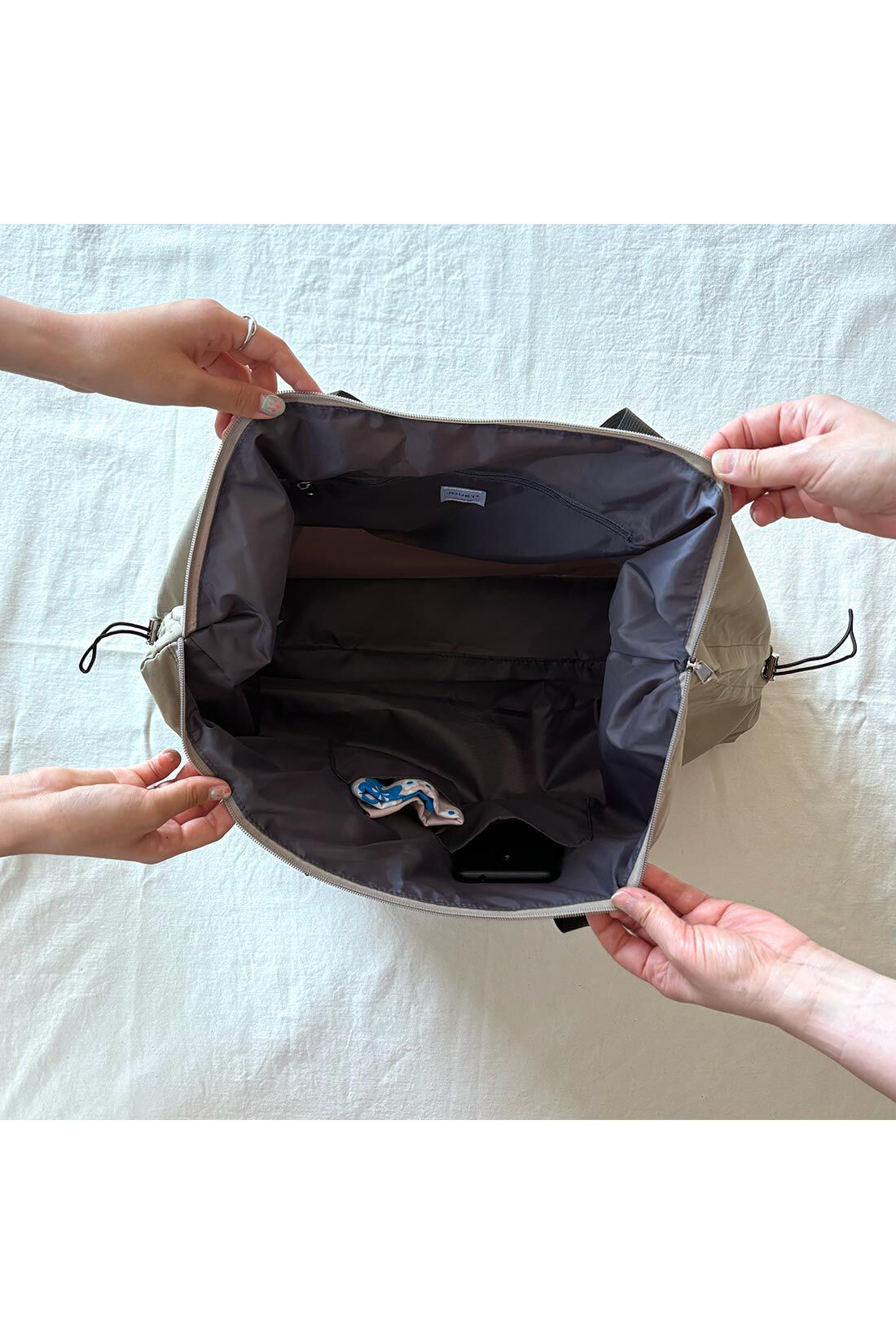 シロップ．|【WEB限定】ギャザービッグトート【シロップ．バスケット】|小物を入れておける内ポケット付き。