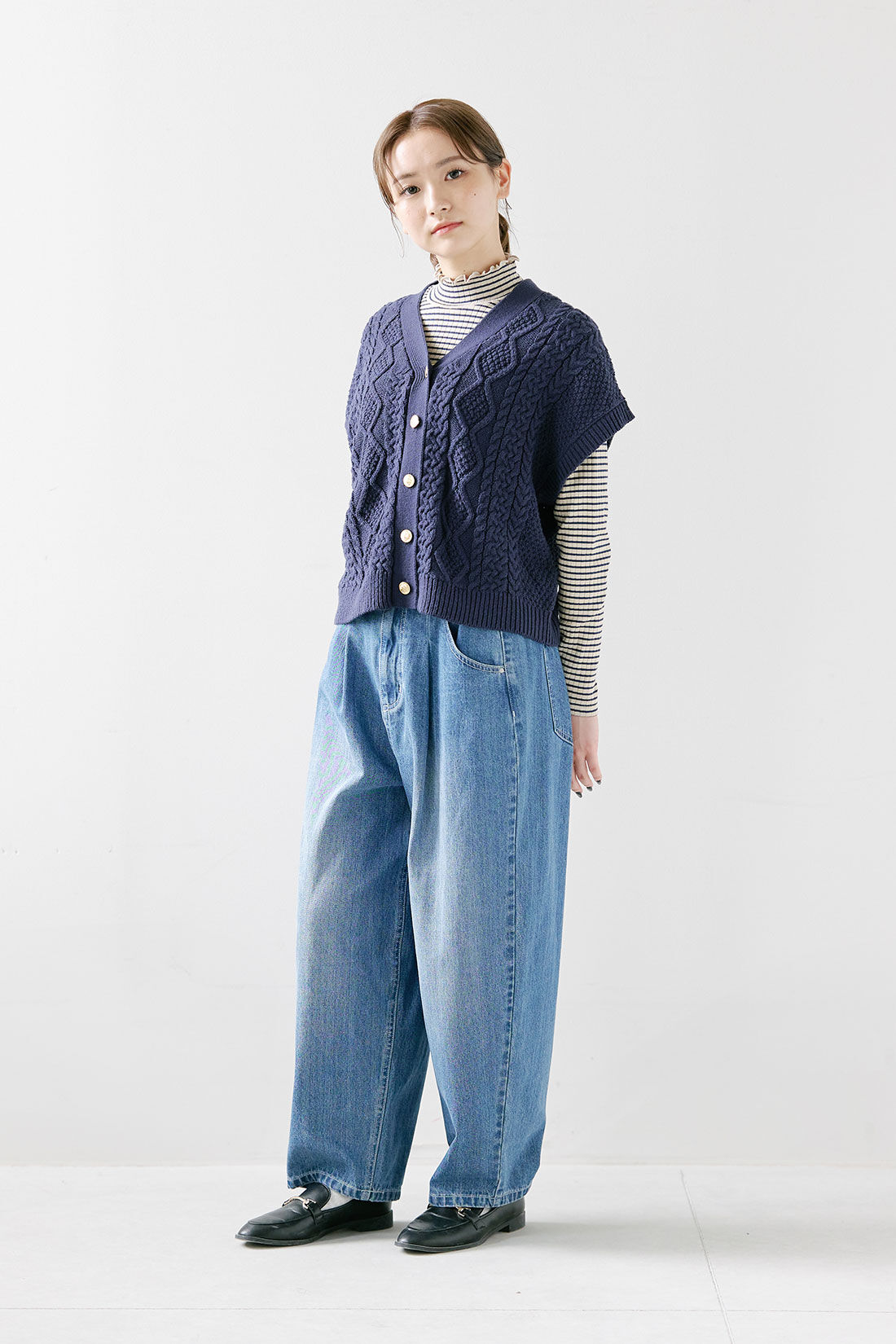 シロップ．|シロップ. コットン100％吸湿発熱機能のリブハイネックトップスの会|身長162cm/Mサイズ着用