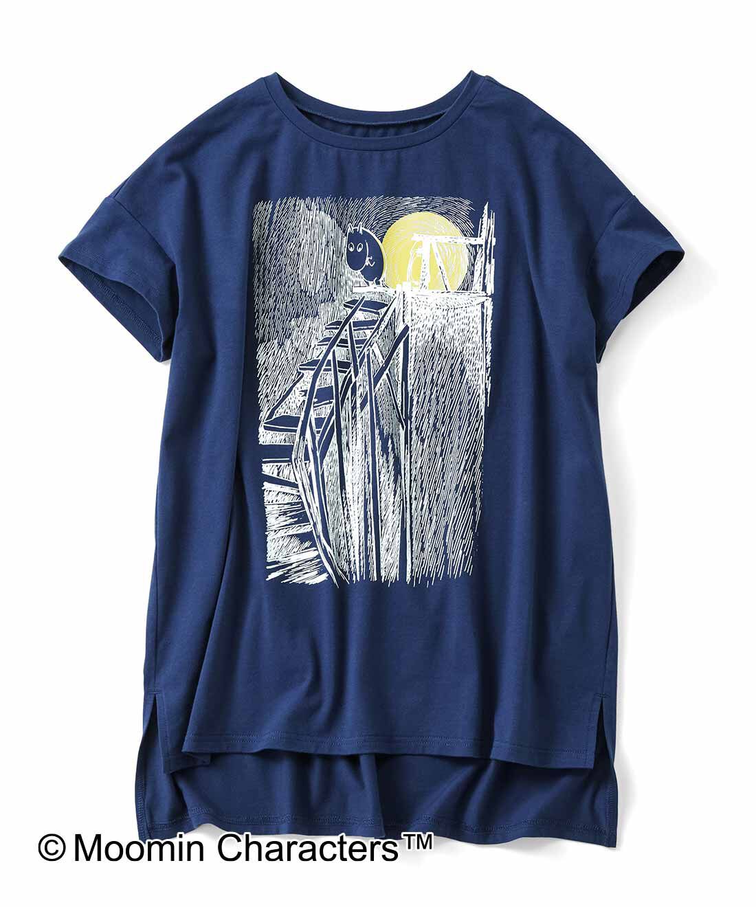 シロップ．|ムーミン 挿し絵が印象的な プリントチュニックTシャツの会|〈ネイビー〉
