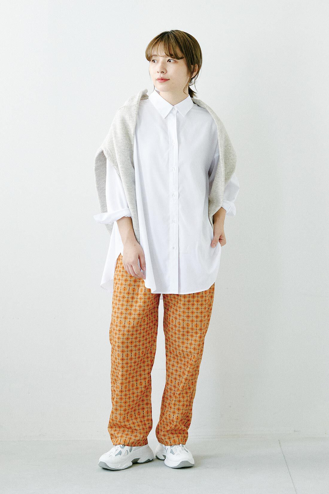 シロップ．|アデリアレトロ×シロップ．　重ね着にもぴったりな　てろりんパンツ〈フェンス〉|身長158cm/Mサイズ着用