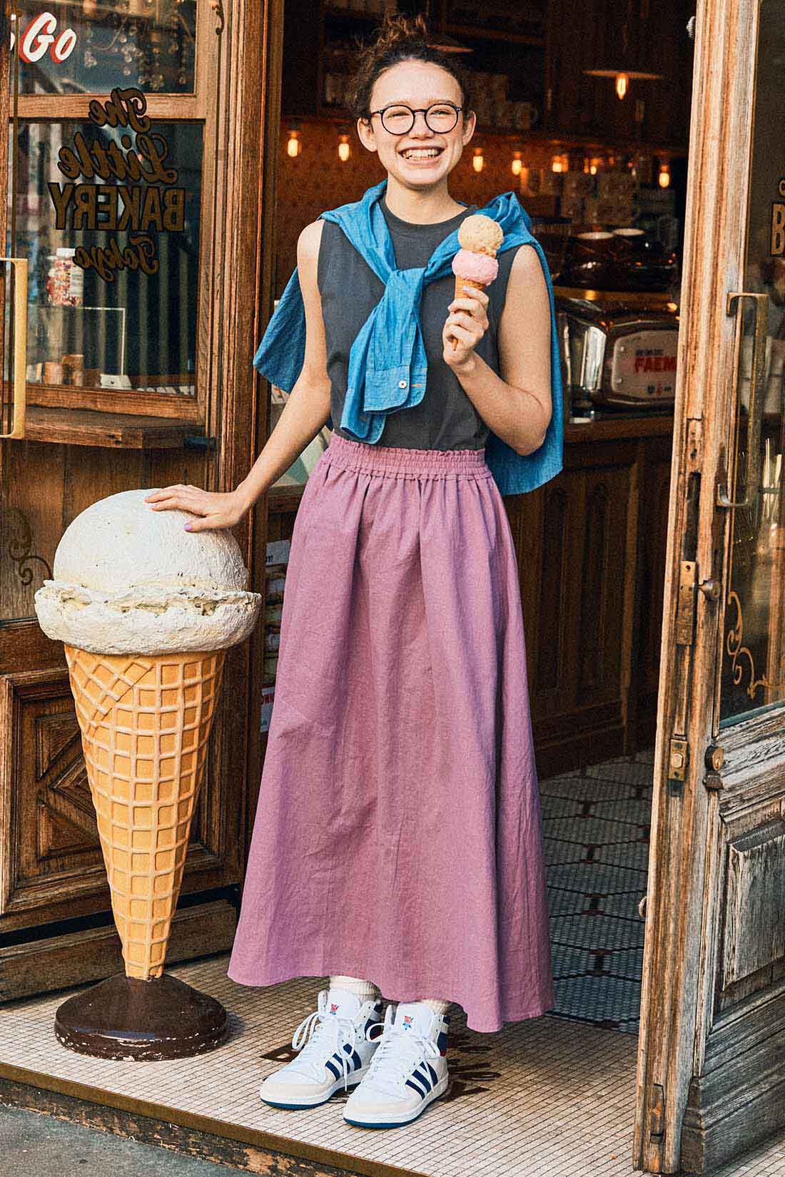 シロップ．|シロップ． アイスクリームみたいなカラーが目を引く　軽やかに揺れる綿麻スカート〈ストロベリーミルク〉