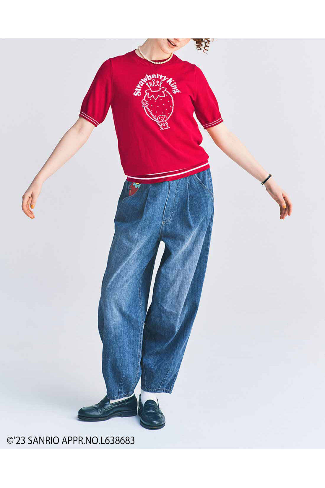 シロップ．|サンリオキャラクターコラボ かくれんぼが楽しい ぷっかりシルエットのデニムパンツ〈いちごの王さま〉