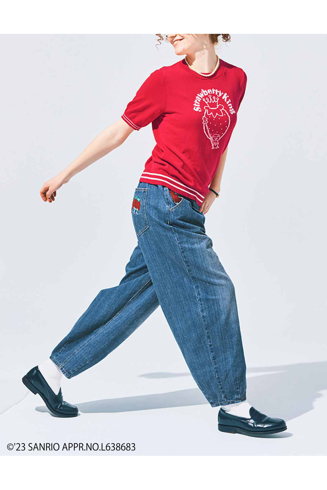 シロップ．|サンリオキャラクターコラボ かくれんぼが楽しい ぷっかりシルエットのデニムパンツ〈いちごの王さま〉