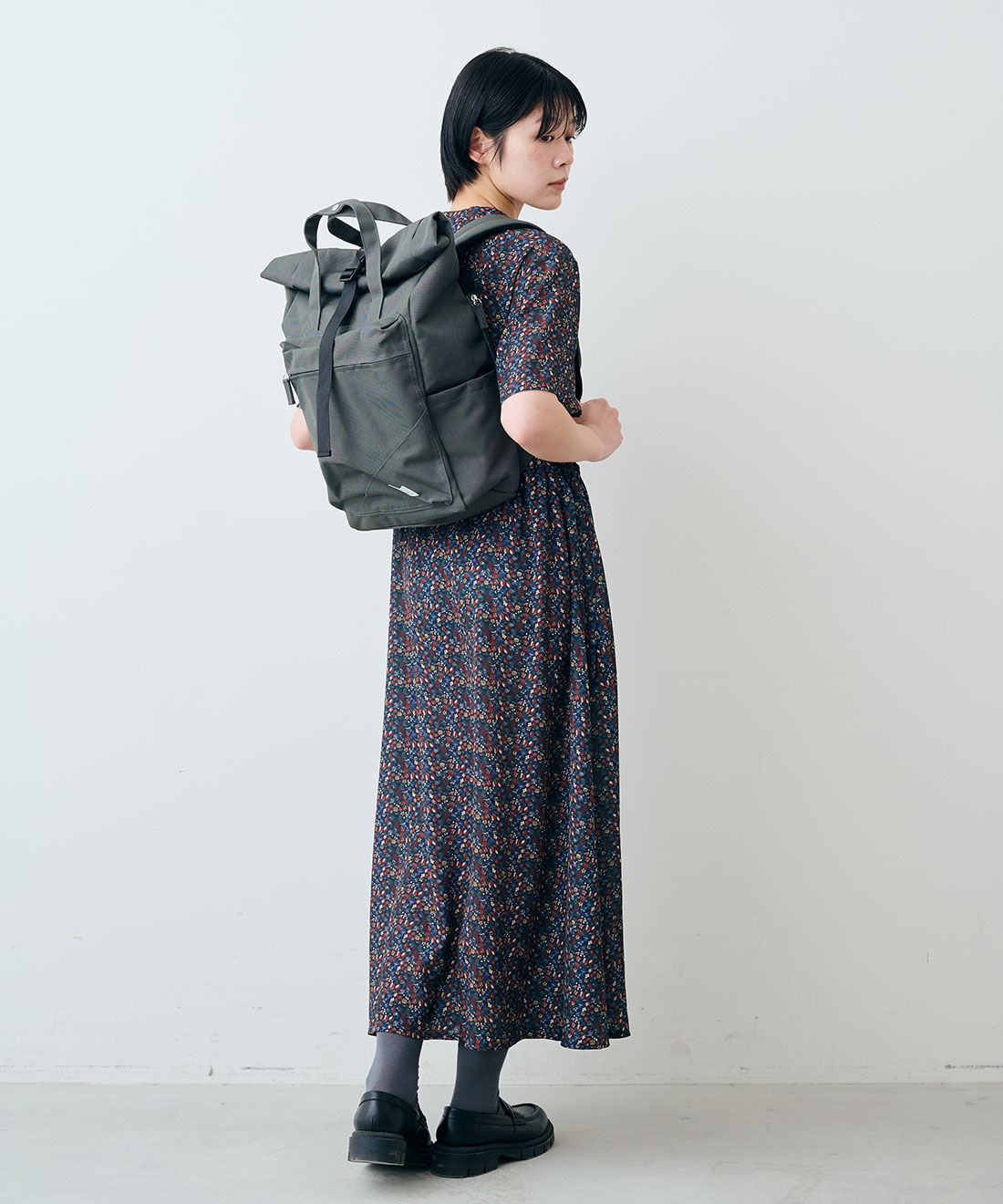 SYRUP. [シロップ．]|【WEB限定】スラッシュロールトップリュック【シロップ．バスケット】|モデル身長：163cm